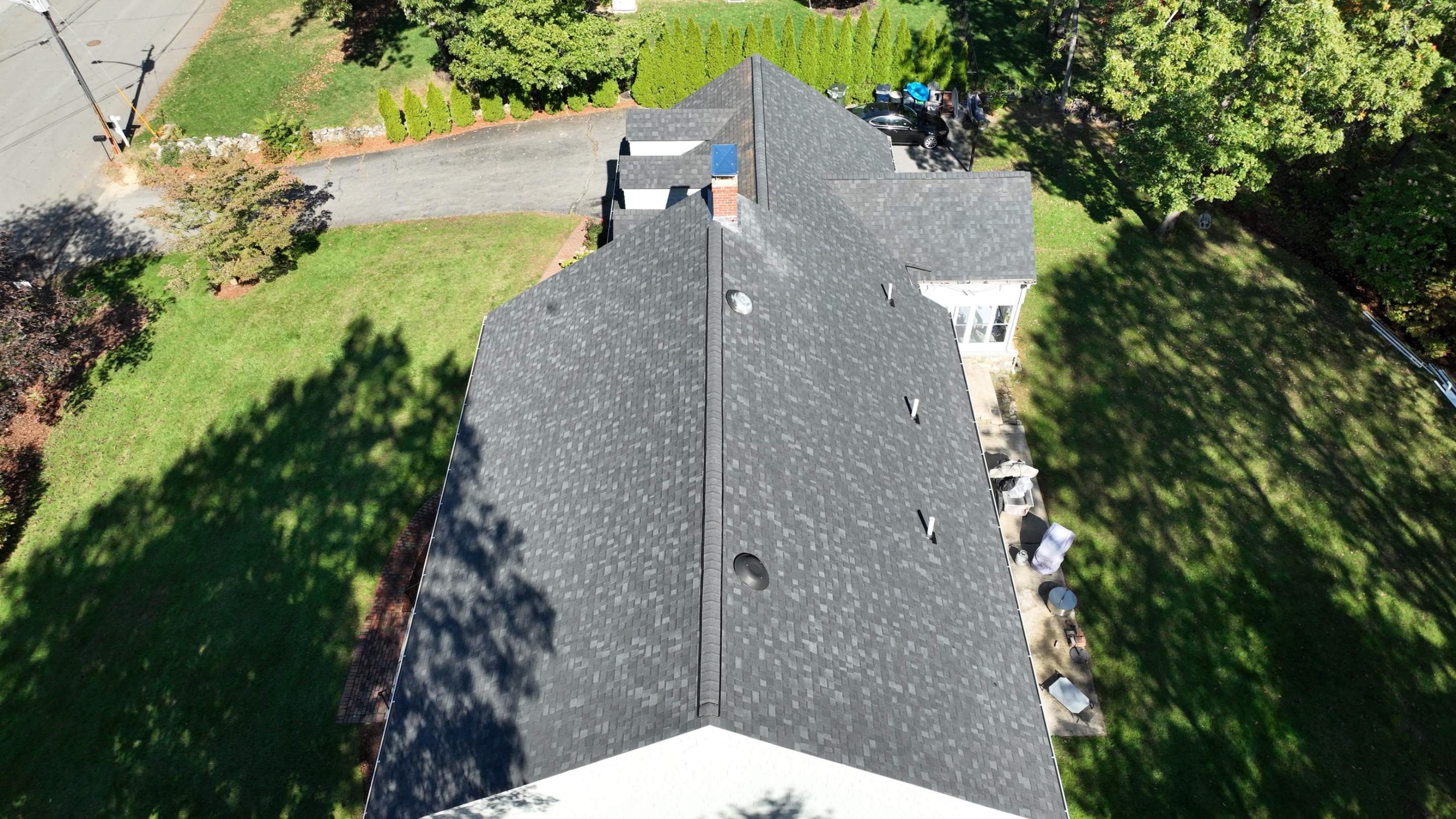 Two-Layer Tear-Off & Full Roof Replacement in Andover, MA – Owens Corning Duration, Onyx Black by JOHNNYS PRO