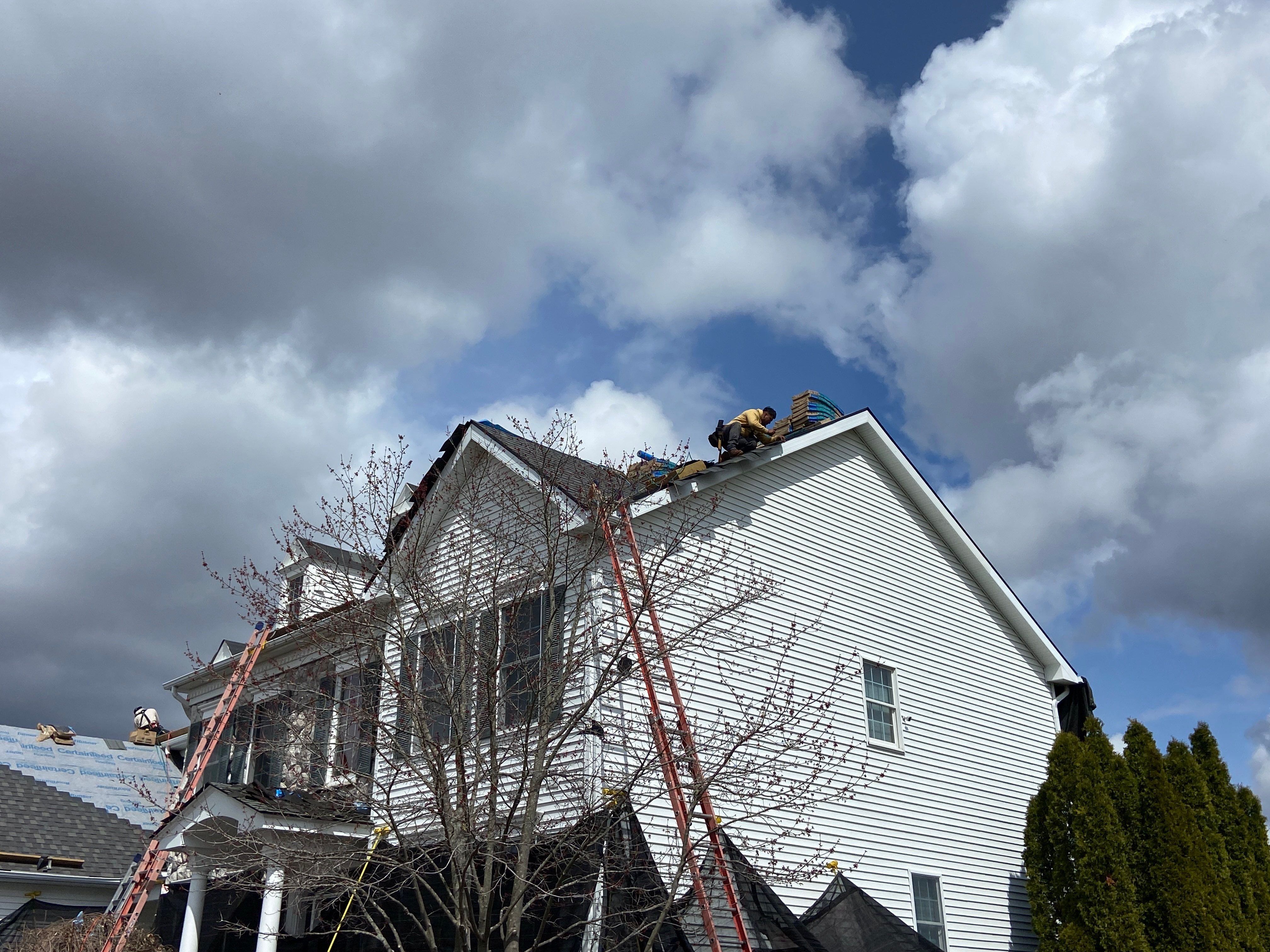 Roof Replacement using CertainTeed Landmark by 180 Contractors