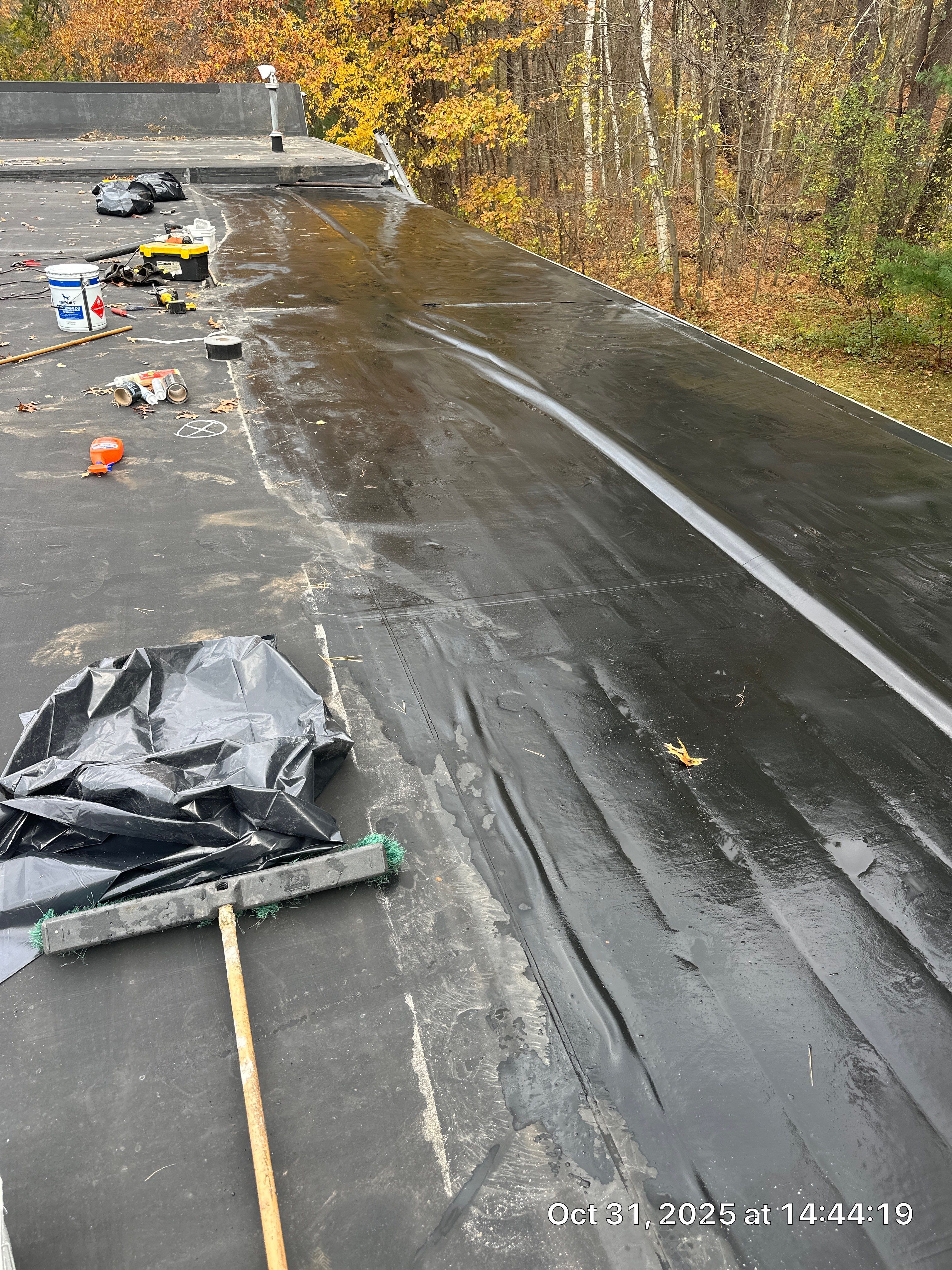 Acton EPDM Roof Edge Reconstruction with Tapered Insulation System by Mighty Dog Roofing of Greater Middlesex County