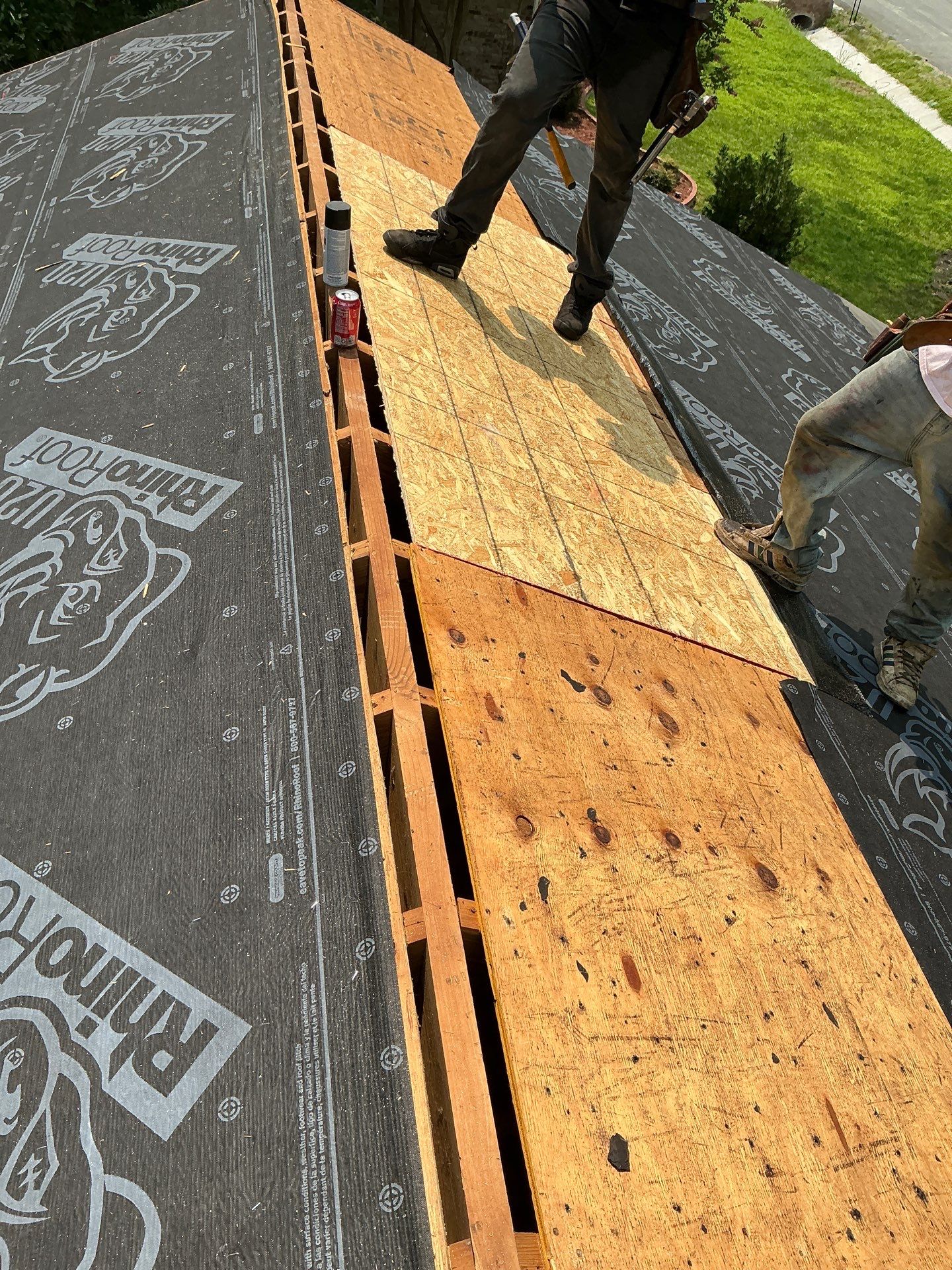Asphalt Shingle Roof Replacement and Gutter Installation in Richmond by Cade Construction