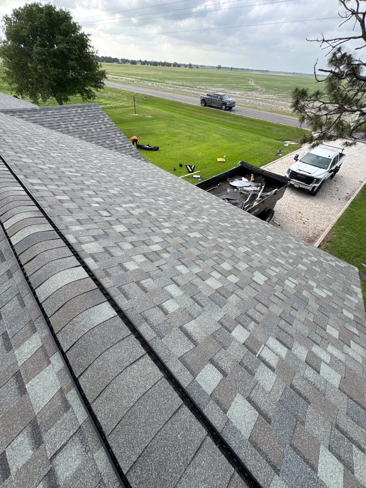 Roof Replacement louise by Roof Repair Company