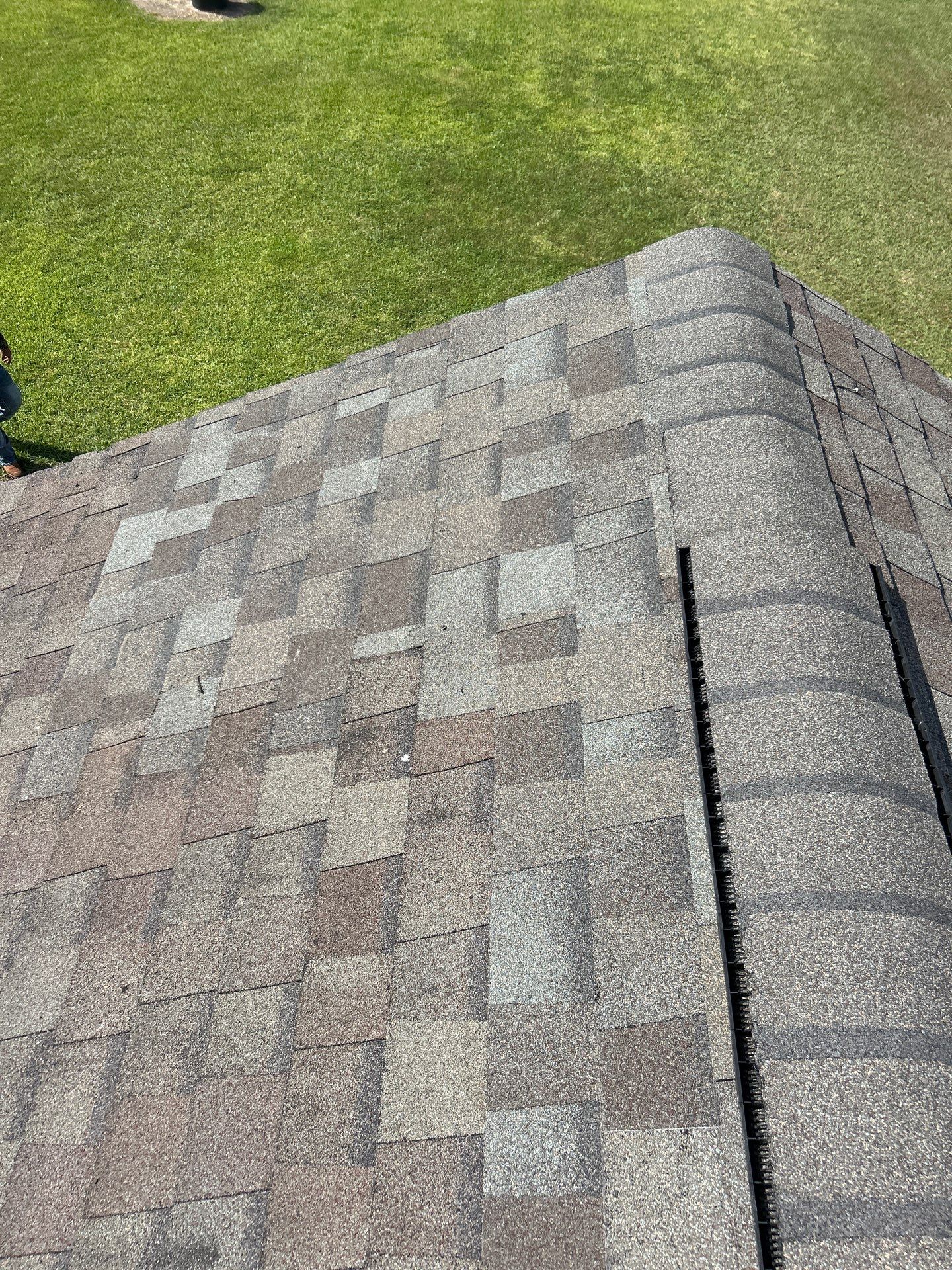 Hail Damage using Owen's Corning Duration (Lifetime) Shingles by Roof Repair Company