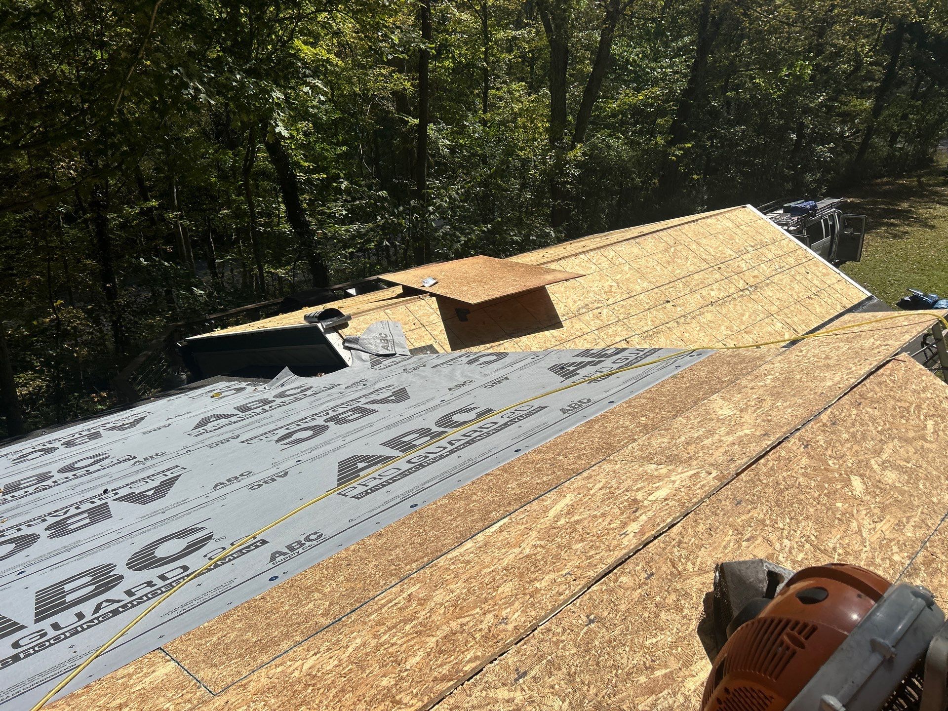 Residential Roofing Installation using GAF Timberline HDZ Williamsburg Slate by Rainstoppers Roofing