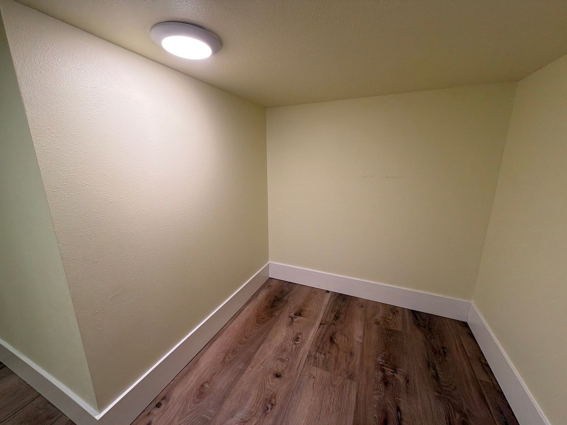 Sioux Falls Interior Finishing by Select Painting, Coatings & Garage Cabinets
