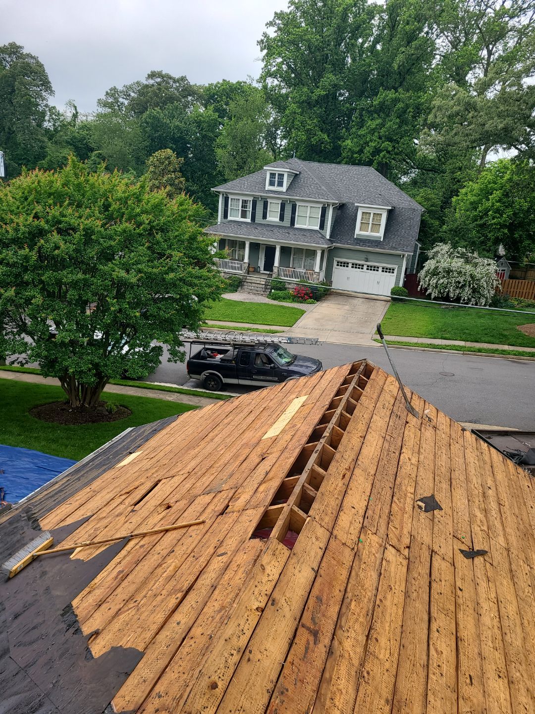 Arlington: CertainTeed Landmark Pro Designer Shingles in Max Def Pewter by RM Banning, Inc.