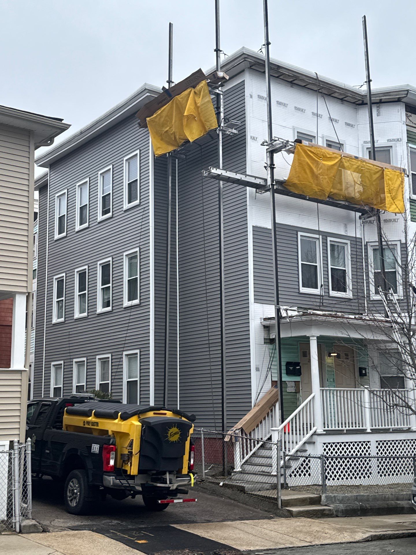 Tyee Siding  by Tyee Construction Corp