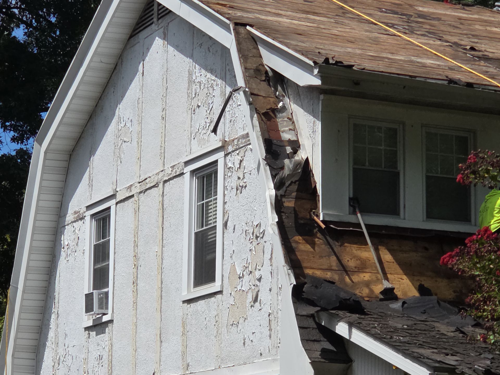 Charleston WV IKO Dynasty Roof Replacement – Premium Asphalt Shingles & Expert Installation by Mr. Roofer