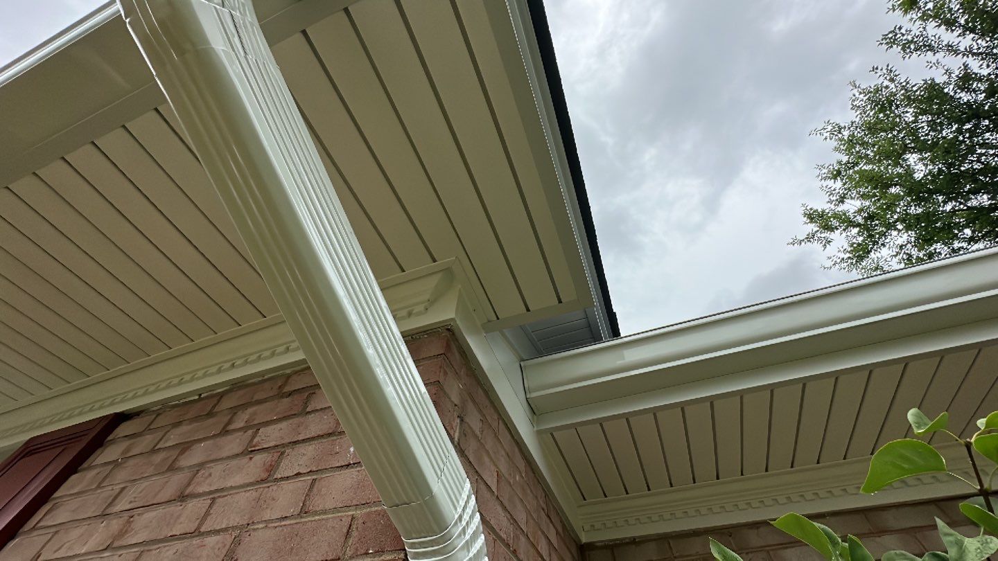 Manassas: CertainTeed Landmark Pro Designer Shingles in Max Def Moire Black by RM Banning, Inc.