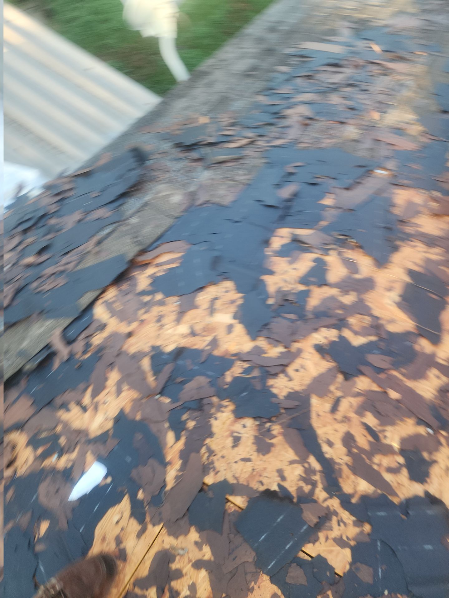 Residential Roofing Installation using Owen's Corning Duration (Lifetime) Shingles by Roof Repair Company
