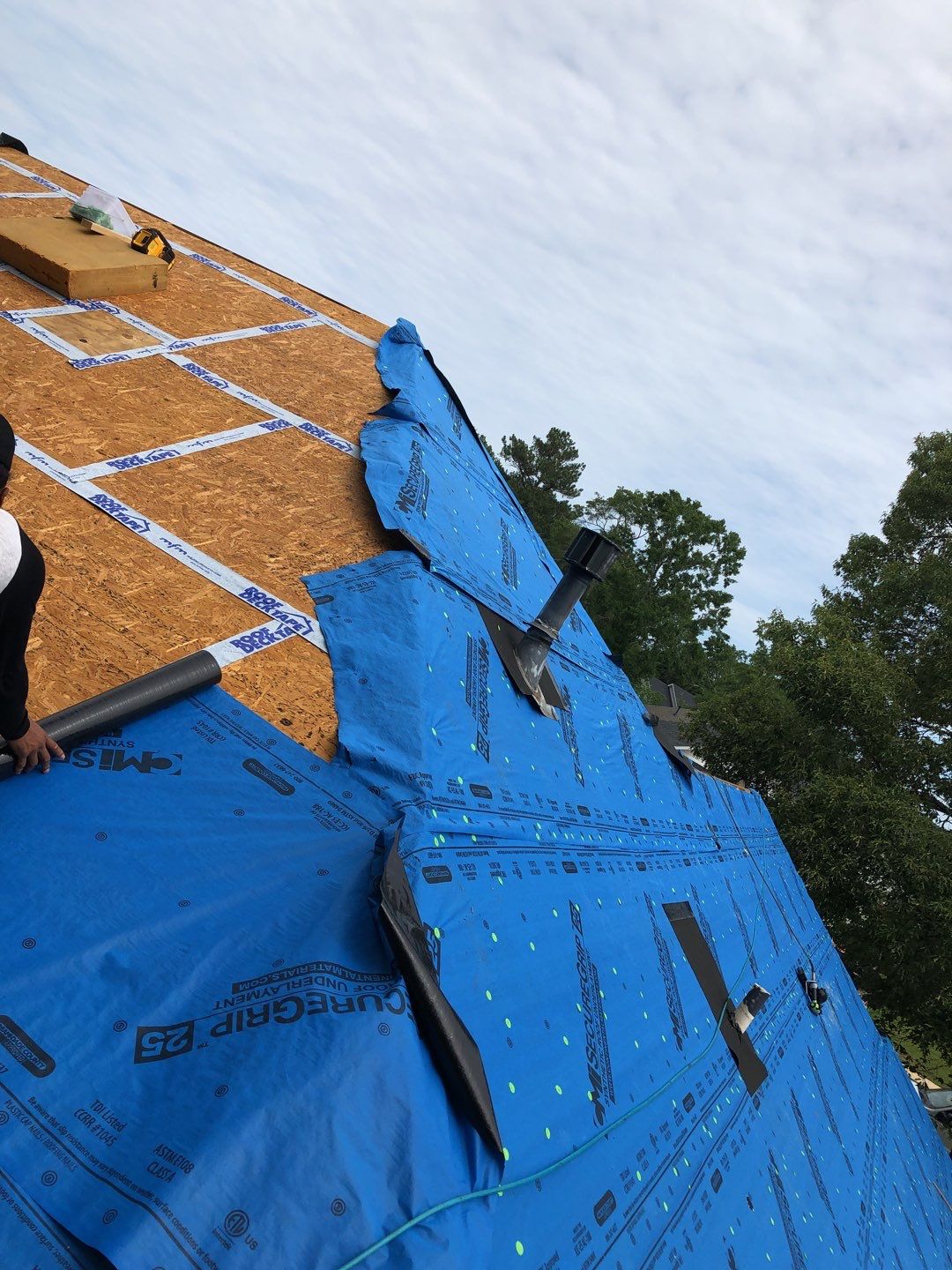 Residential Roofing Installation using Roof Replacement by American Roofing & Construction LLC