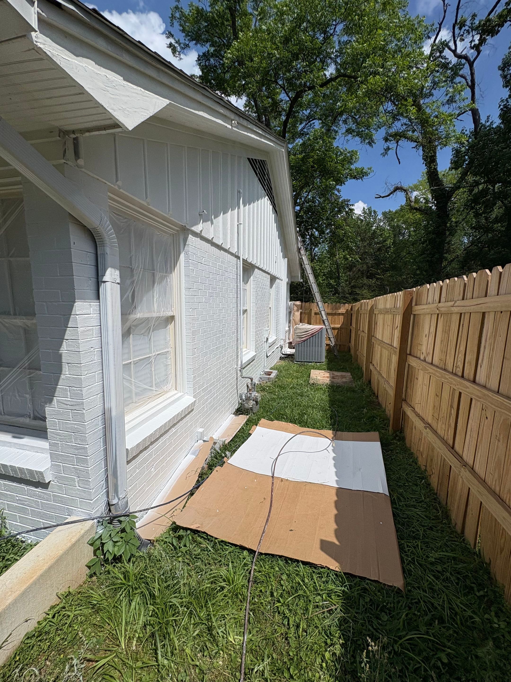 From Gray to Modern White: Exterior Repaint in Tyler, TX by Quality Coats Painting