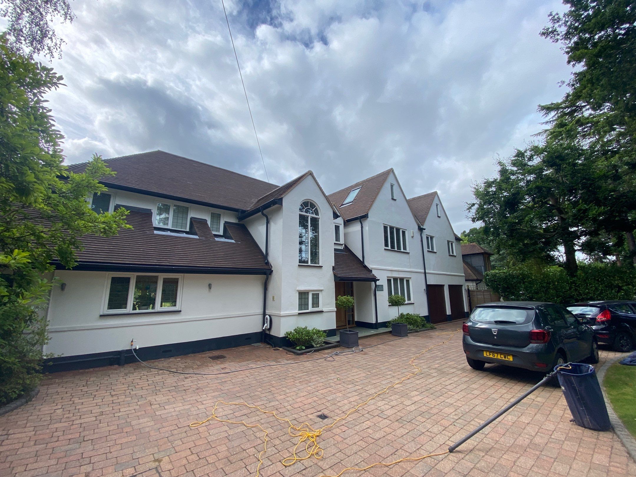 Roof And Render Clean using Honda 15lpm Low Pressure Washing Machine by Ges Exterior Cleaning ltd