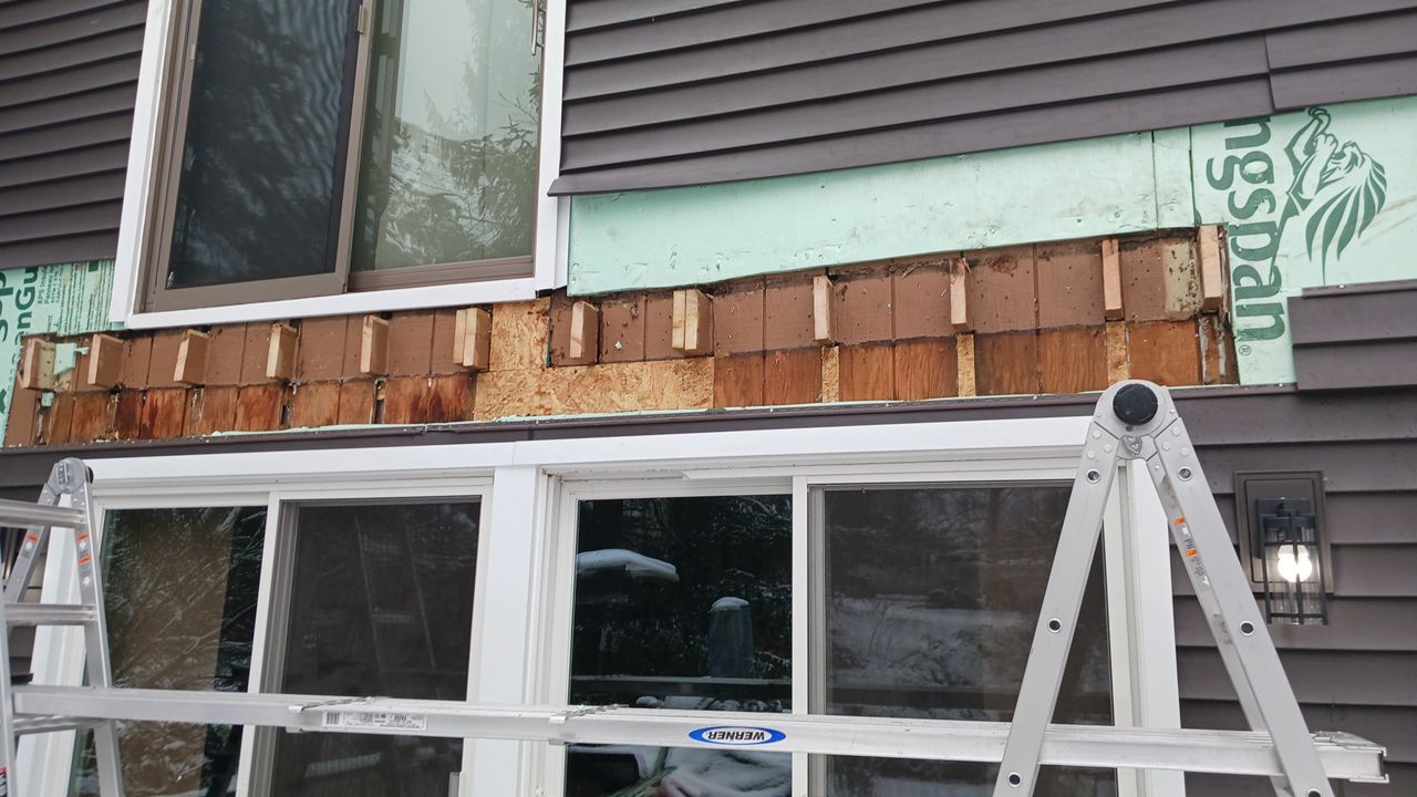 CertainTeed Monogram D5 Slate + Owens Corning Duration Colonial Slate by 180 Contractors