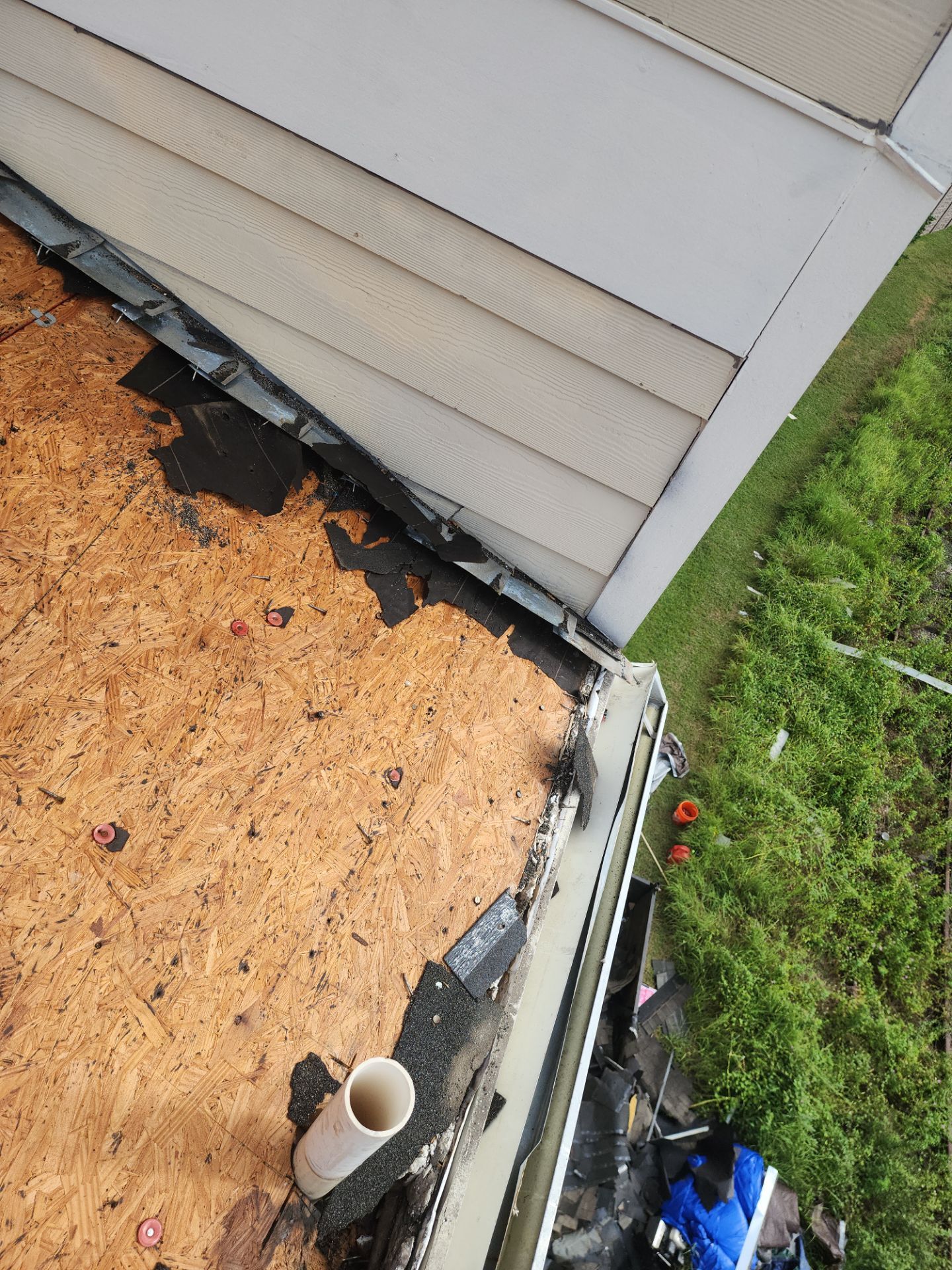 Residential Roofing Installation using Owen's Corning Duration (Lifetime) Shingles by Roof Repair Company