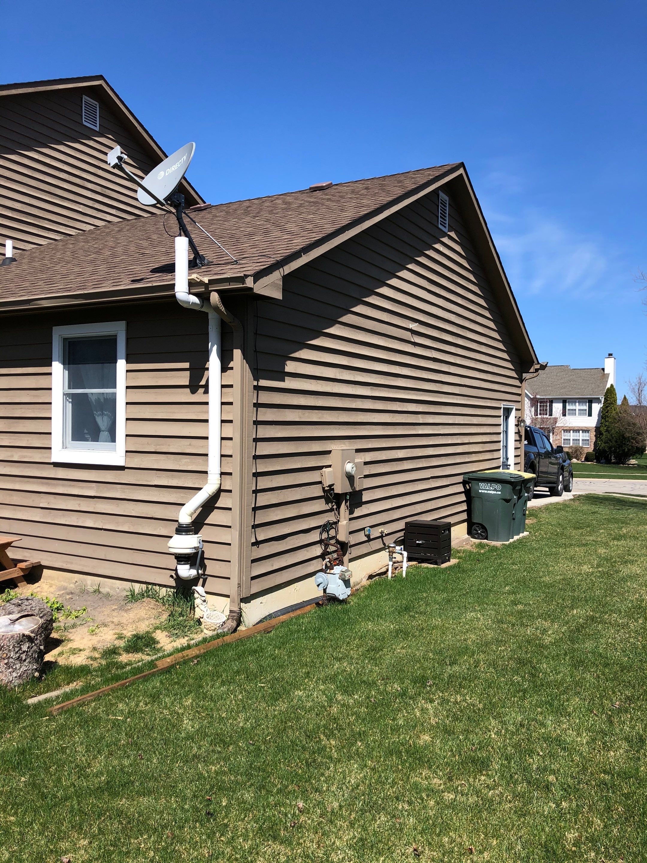 Siding installation by Kraz Construction