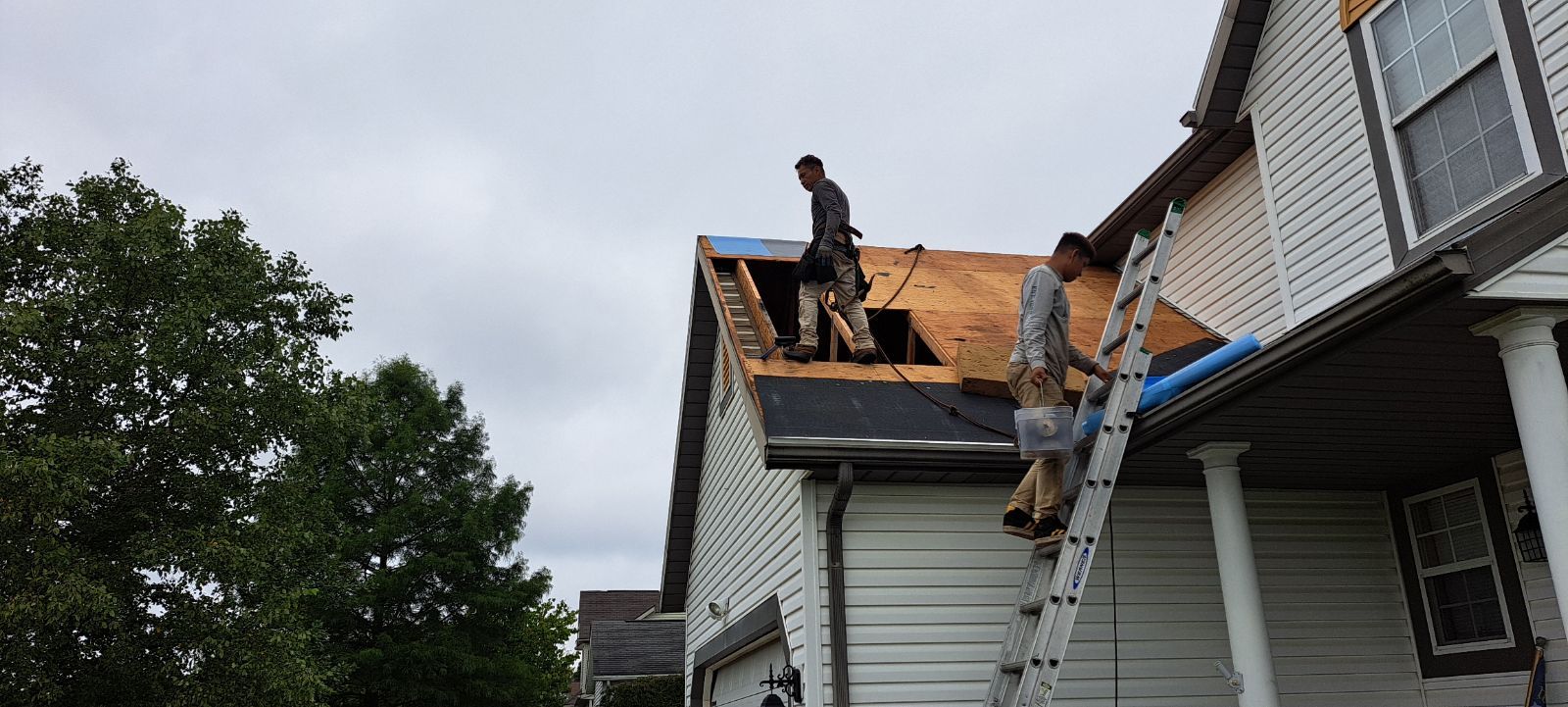 Scott & Amanda Miller by Silver Leaf Contracting 