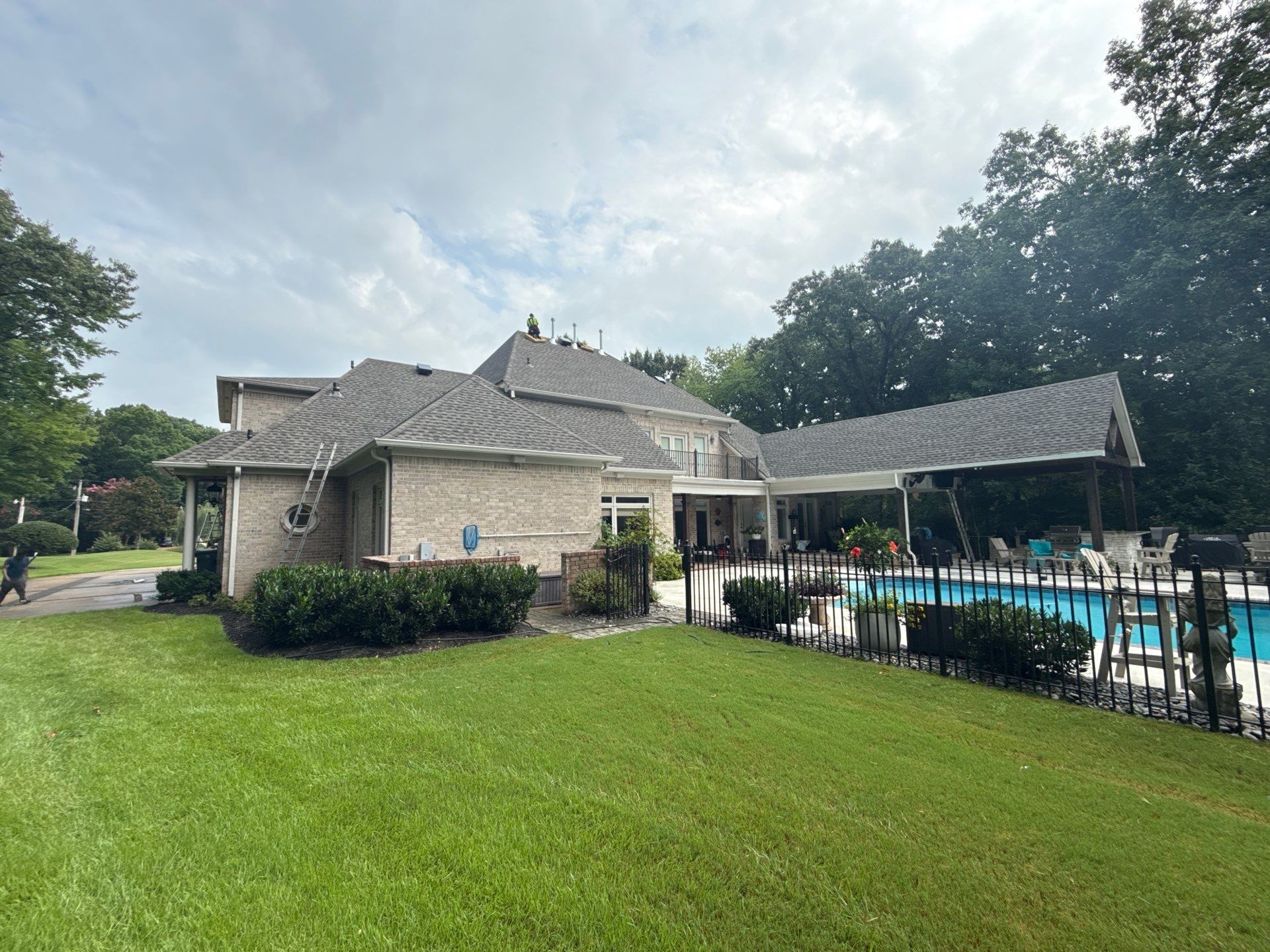 GAF Timberline UHDZ Shingle Roof Replacement in Memphis by Revival Roofing Services