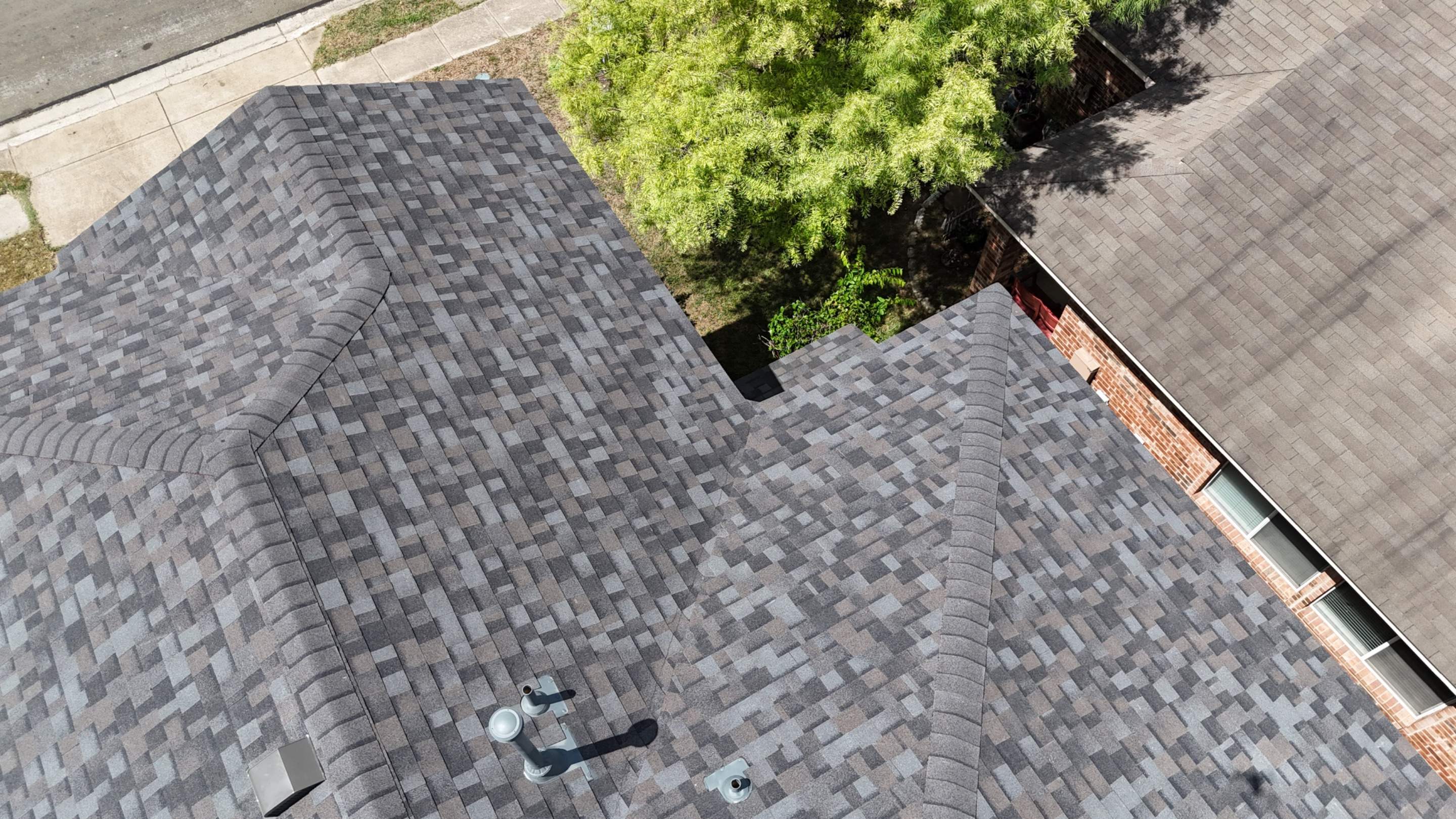 Williamsburg Gray - Owens Corning TruDefinition Duration by RoofsOnly.com