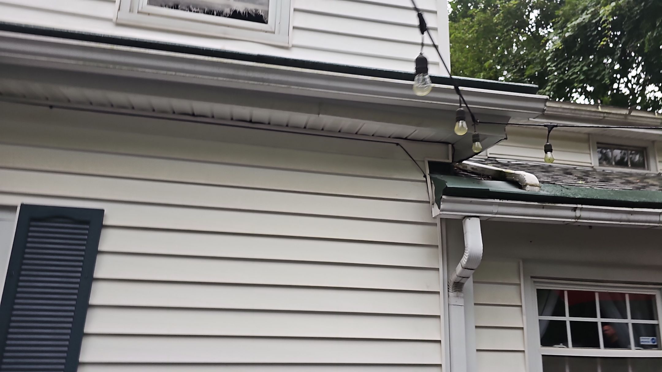 Norandex Cedar Knolls, Color: Jamestown Blue by Eagle Eye Roofing