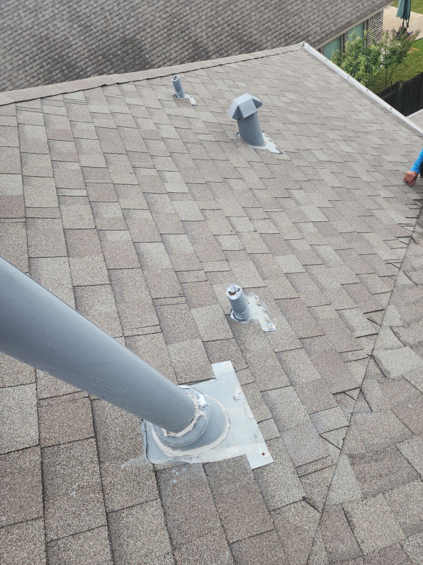 Hail Damage using Owen's Corning Duration (Lifetime) Shingles by Roof Repair Company