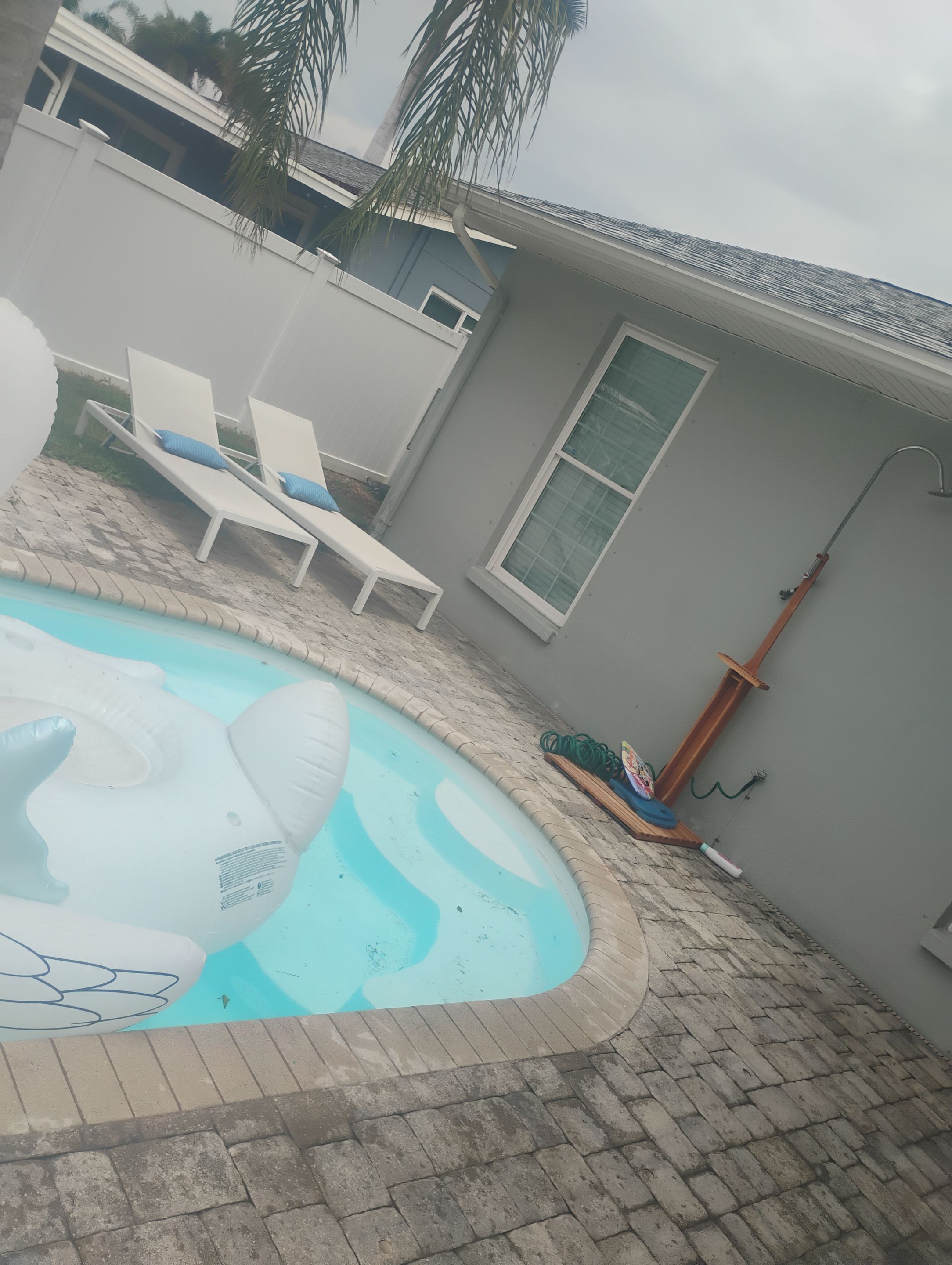 Project in St. Petersburg 33703 by Mitchell Roofing Company LLC 