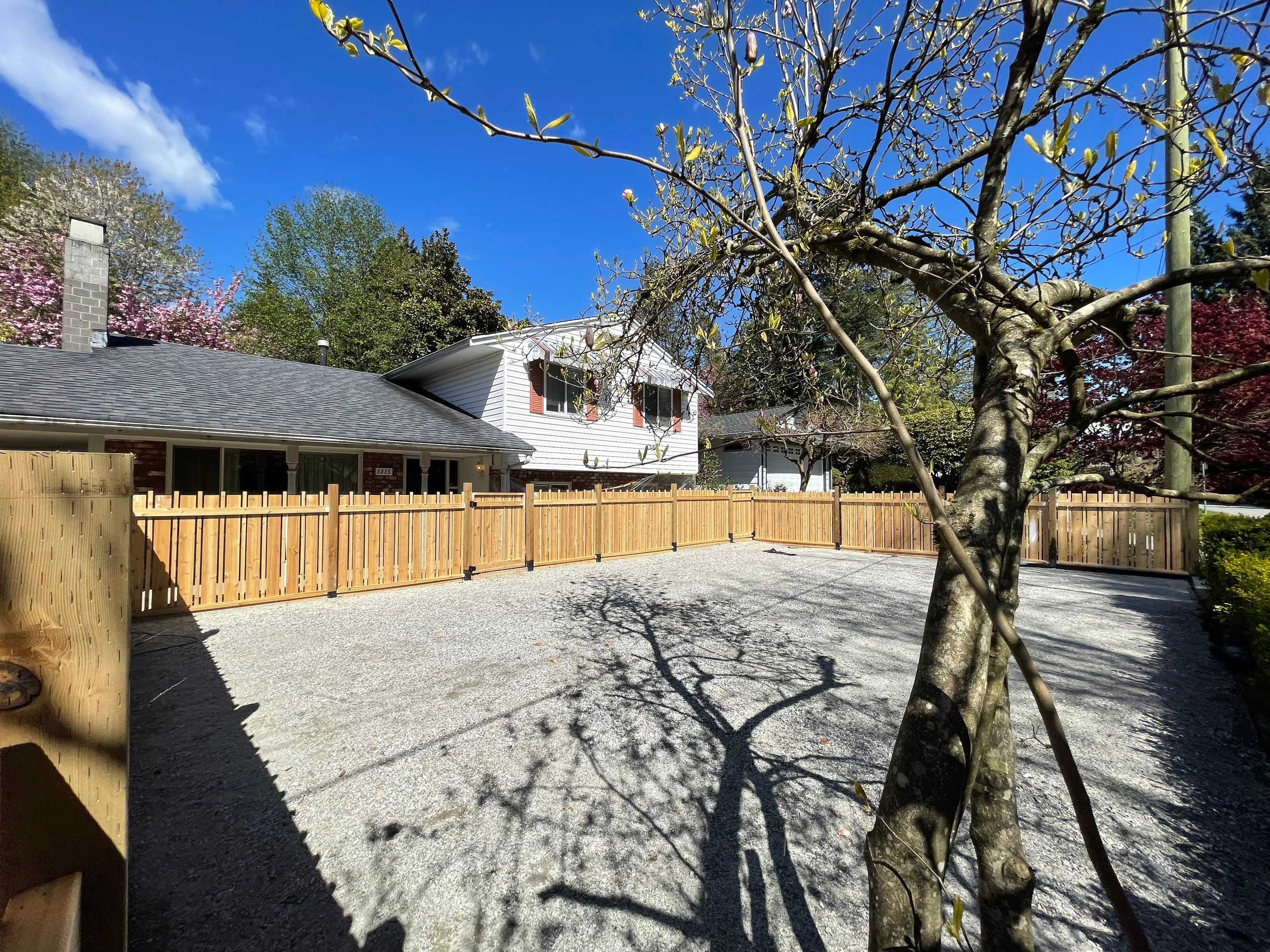 Artificial Grass and Custom Fence For KidiKare Daycare by YVR Construction Group