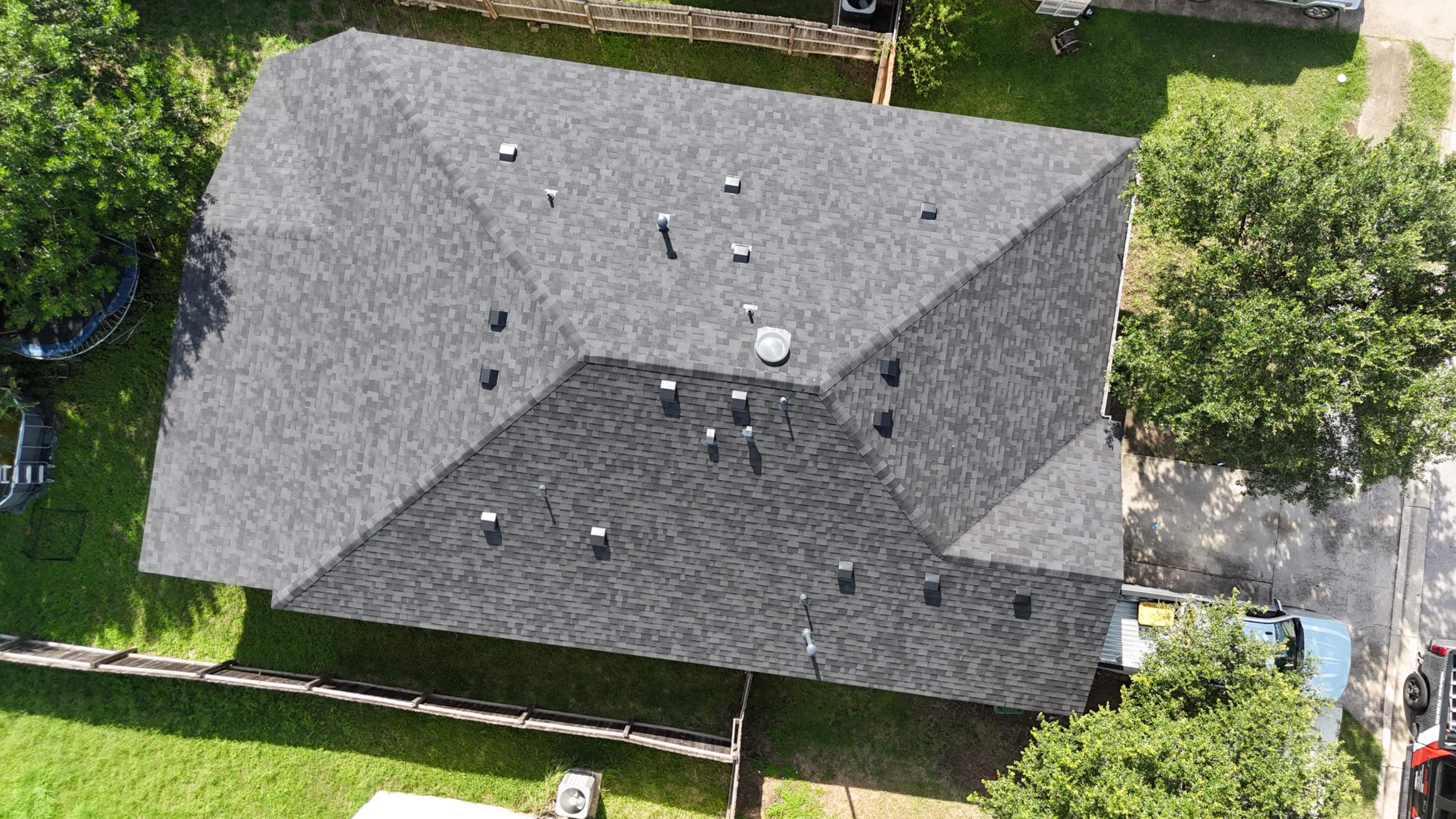 Brilliant Black - Malarkey Highlander by RoofsOnly.com