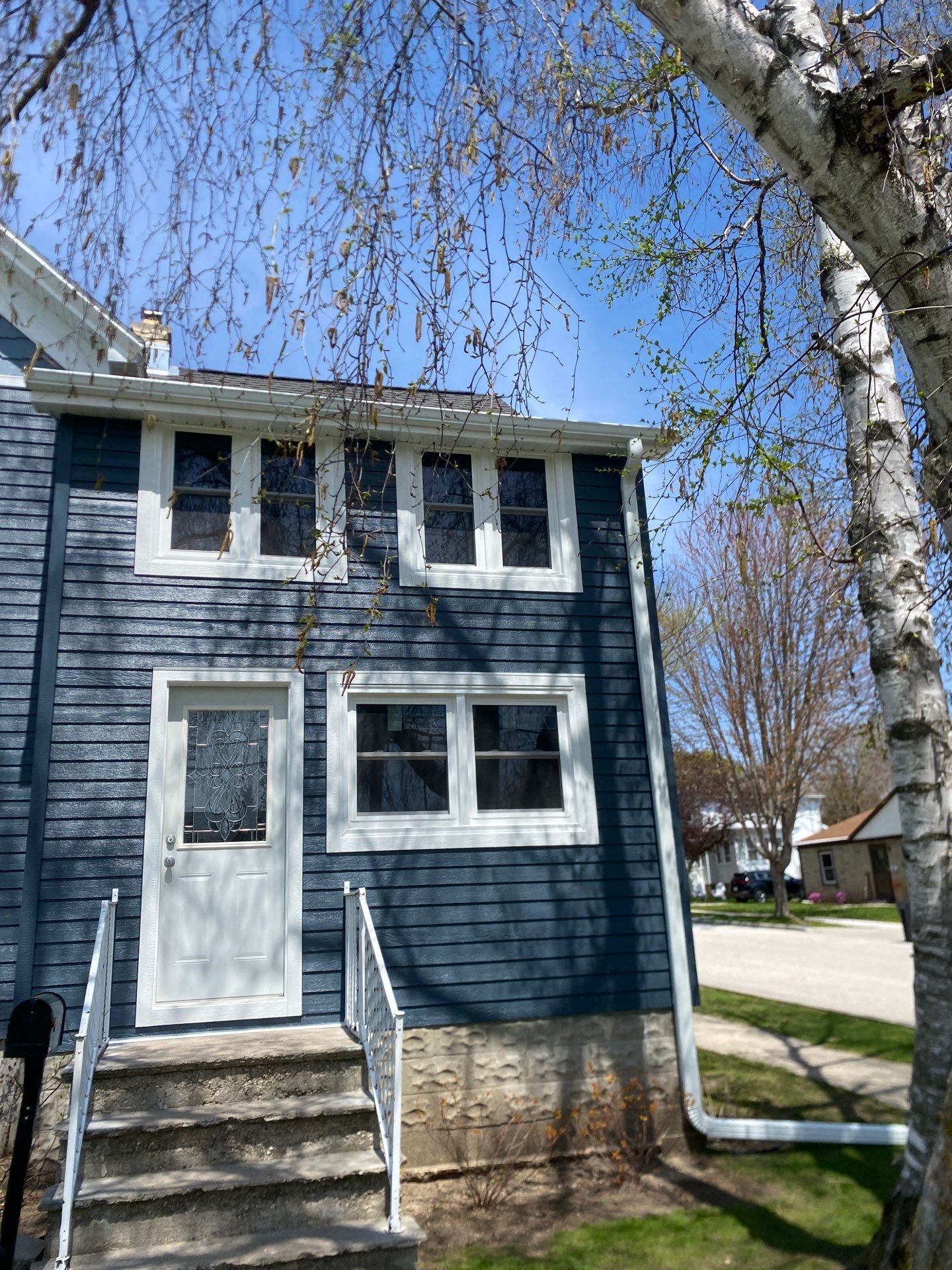 TAMMY'S DREAM HOME FIX UP!  by Gellings Roofing & Siding