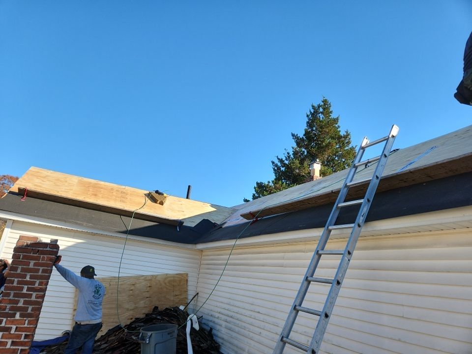 Owens Corning Duration Designer - Black Sable by A Plus Exterior