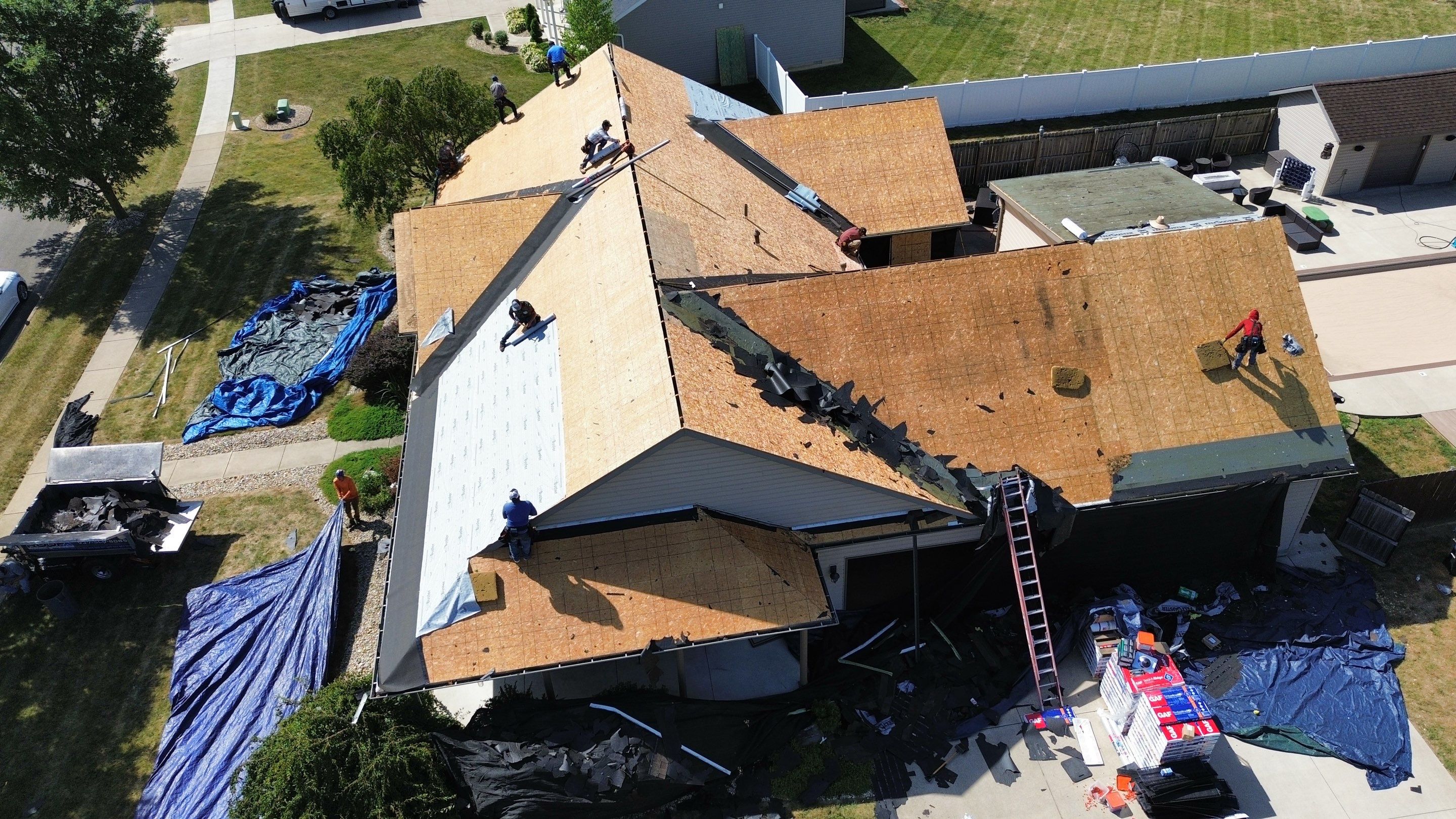 Residential Roofing Installation using Timberline HDZ Shingles - Weathered Wood by RoofX 