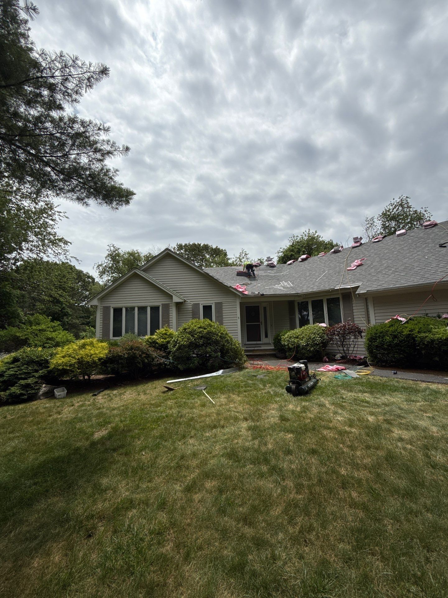 Asphalt Shingle Roof Replacement | Billerica, MA by Mighty Dog Roofing of Greater Middlesex County