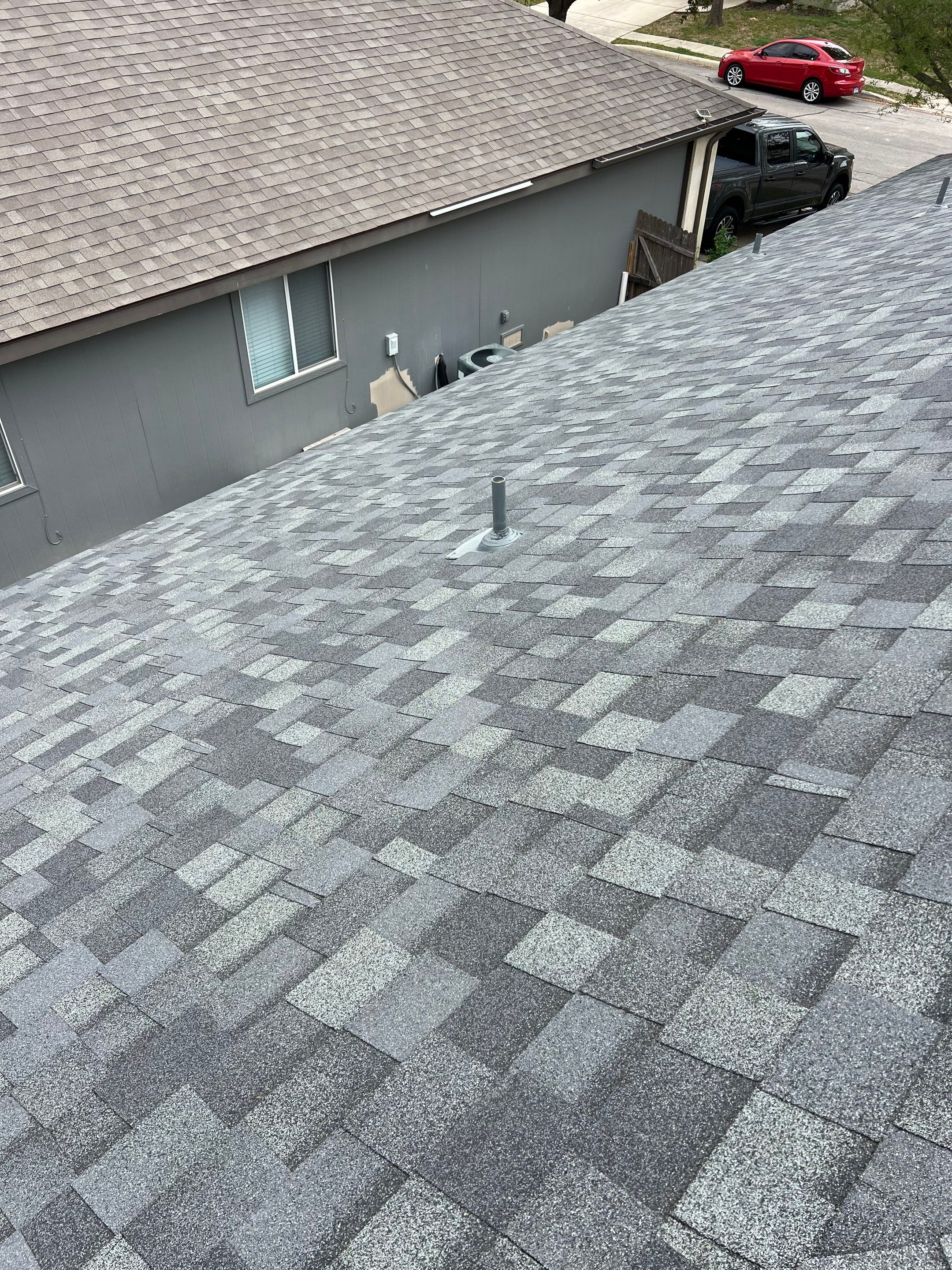 Residential Roof Replacement using Owens Corning 30 year Architectural Shingles by Premier Roofing and Contracting