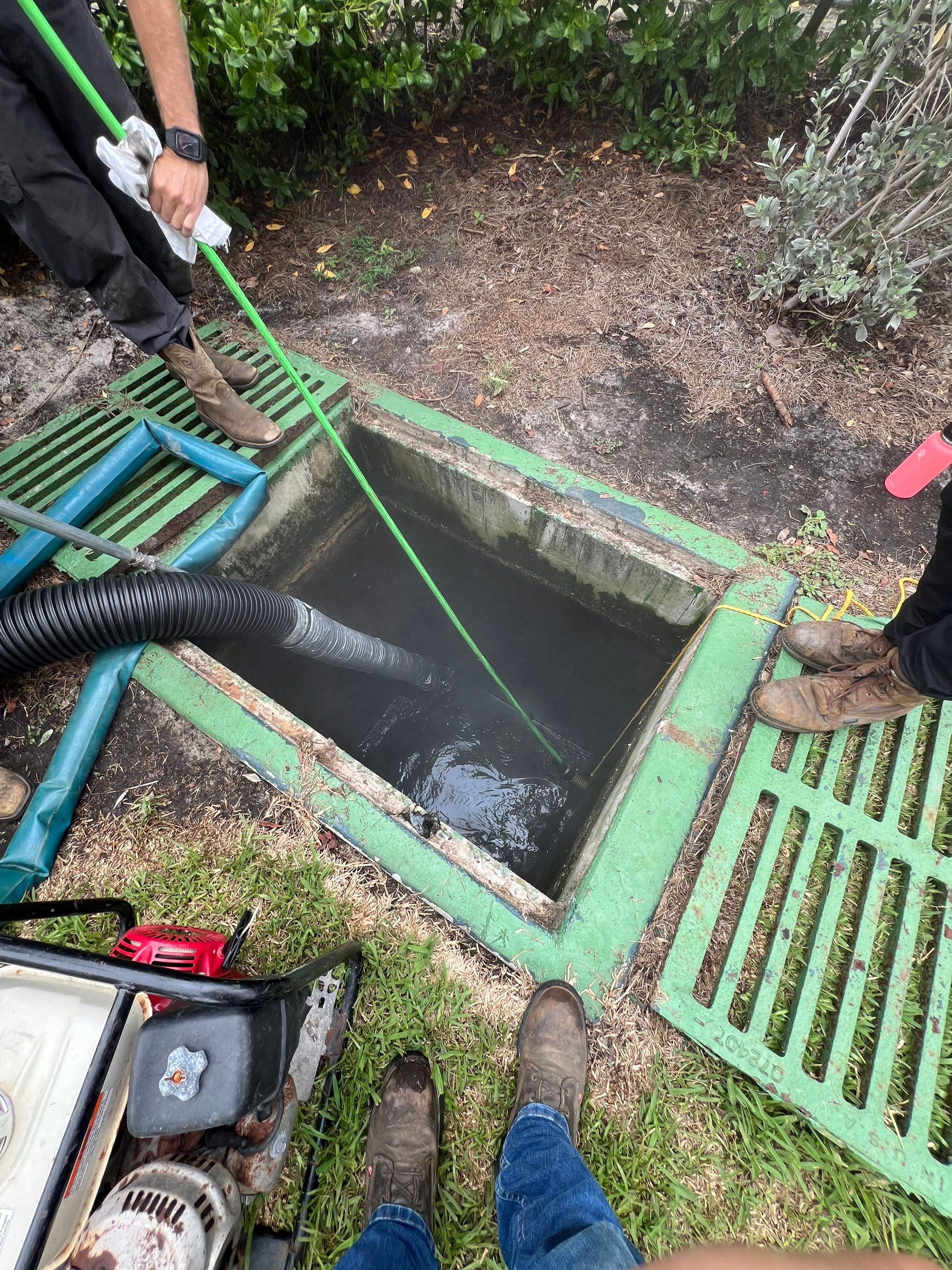 Bonita Bay Condo Stormwater Maintenance with PRS by Don Mar, Inc. Storm Water Solutions