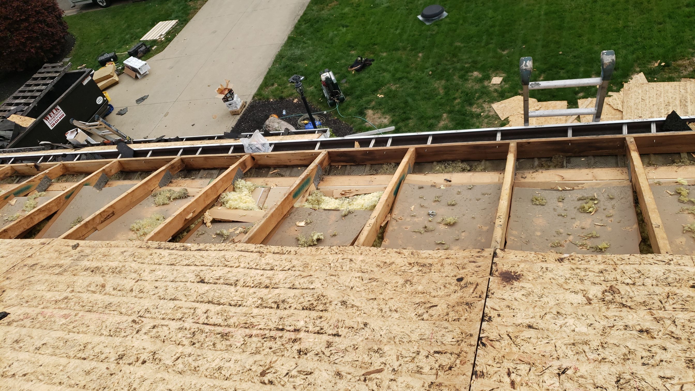 CERTAINTEED LANDMARK COLOR: PEWTER DRIP EDGE: WHITE by Eagle Eye Roofing