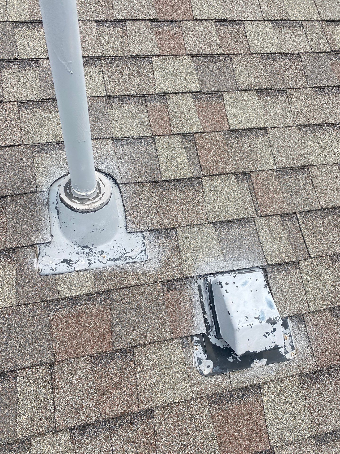 Hail Damage using Owen's Corning Duration (Lifetime) Shingles by Roof Repair Company