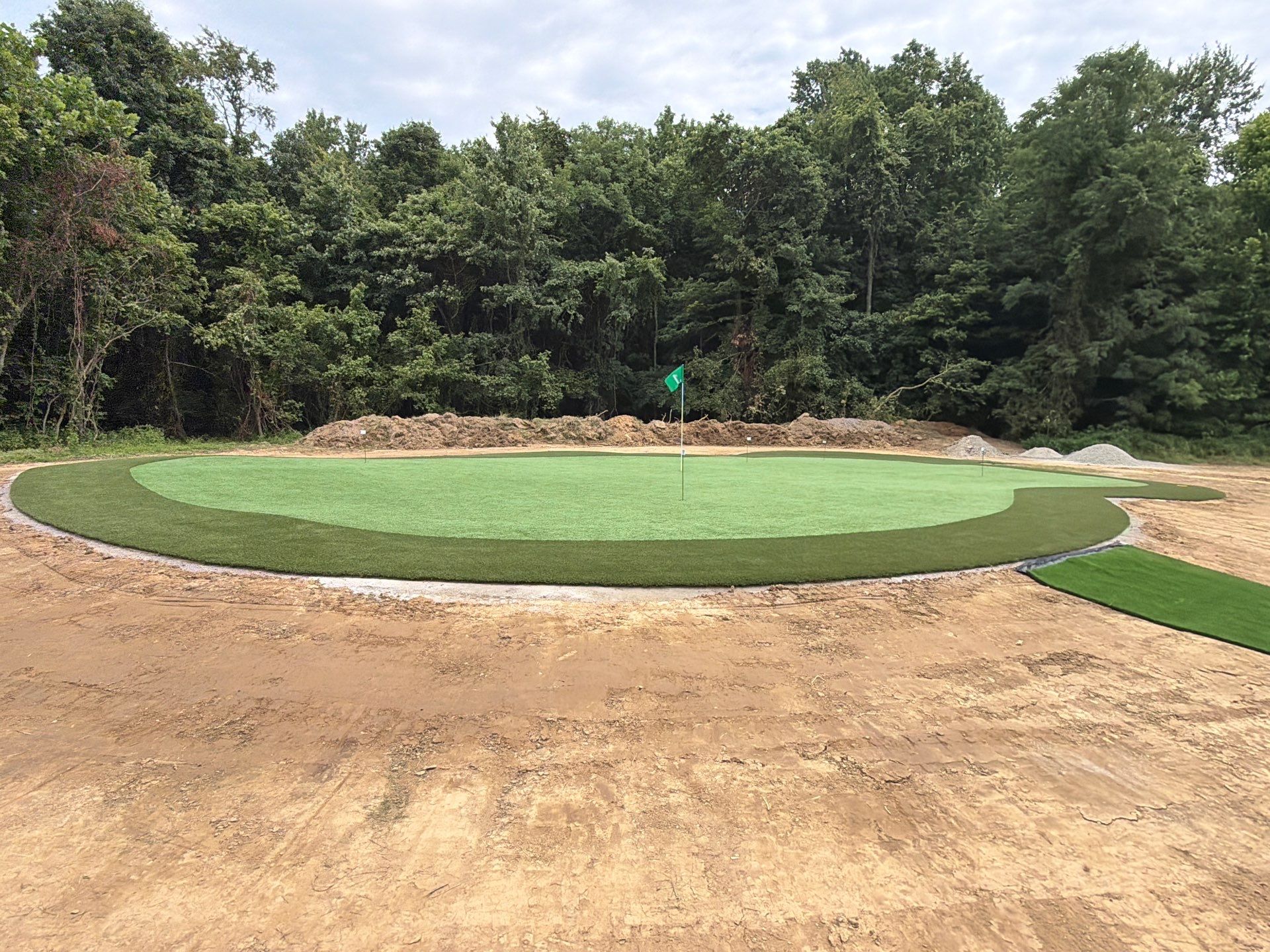 Custom Replica Golf Green and Tee Boxes in Batavia, Ohio by Southwest Greens Midwest