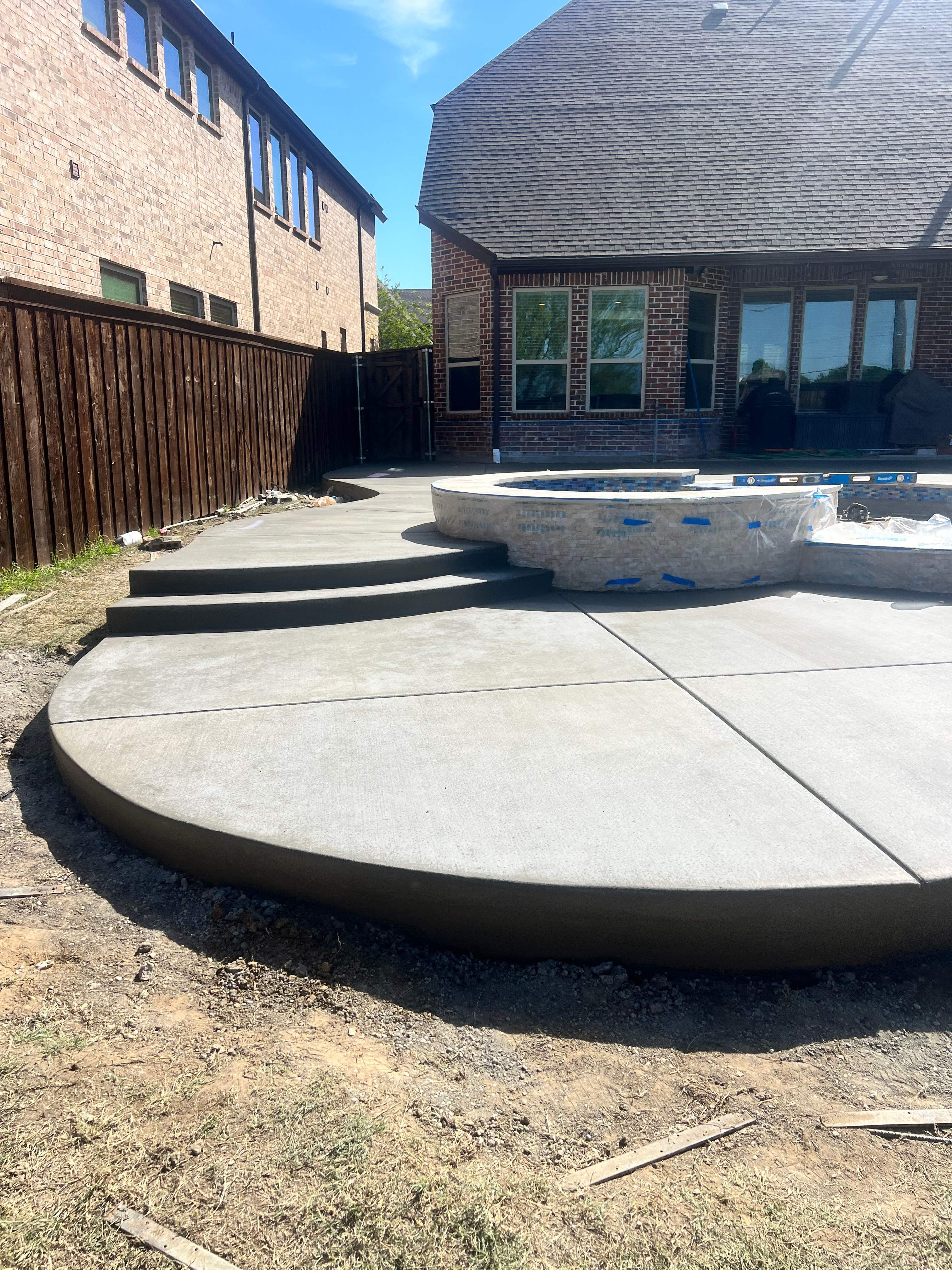 Freeform Pool and Spa with Pergola and Outdoor Kitchen by Pinnacle Pools and Spas - DFW