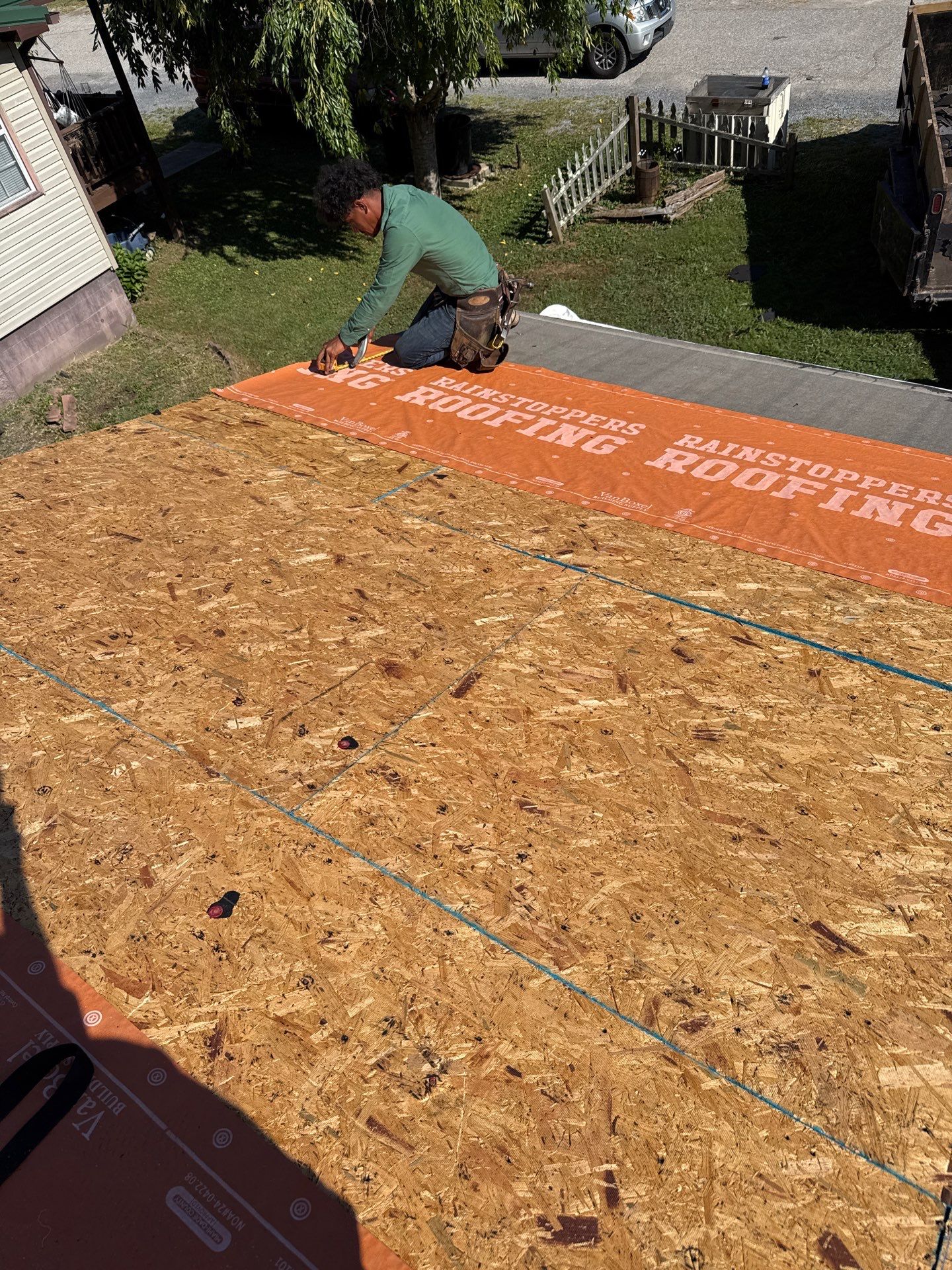 Residential Roofing Installation using GAF Timberline HDZ Charcoal by Rainstoppers Roofing