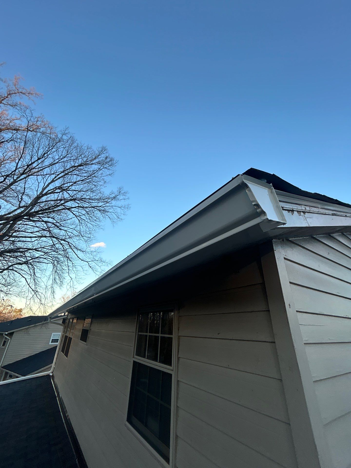 Springfield : Residential Roof Replacement with CertainTeed Landmark Pro in Max Moire Black  by RM Banning, Inc.