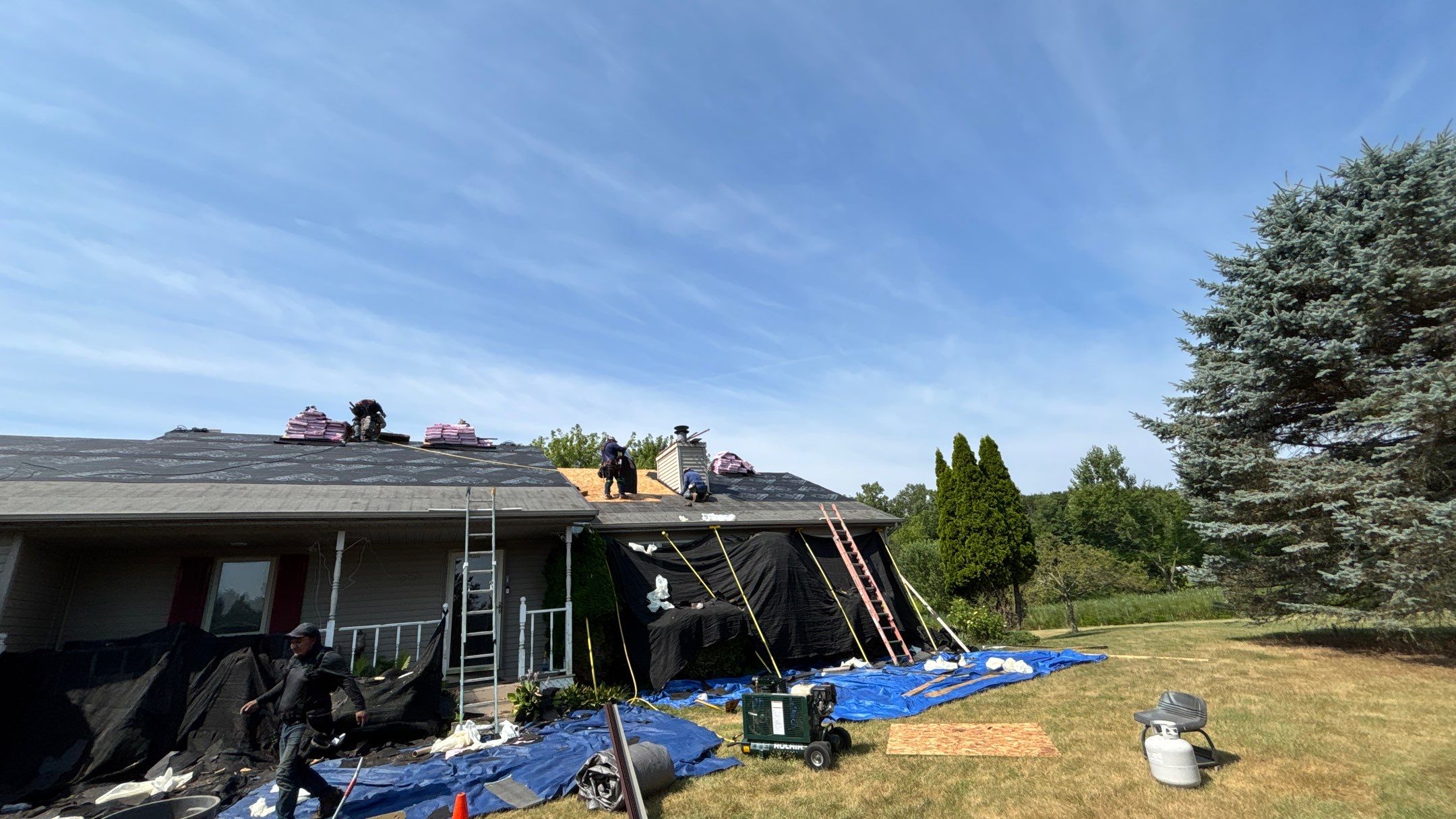 Roof Replacement using Owens Corning Tru Definitions by 180 Contractors