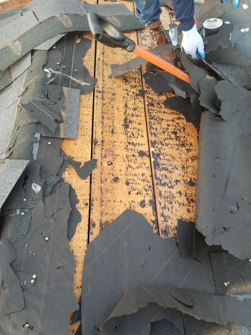 Residential Roofing Installation using GAF Royal Sovereign by A & H Roofing and Contracting