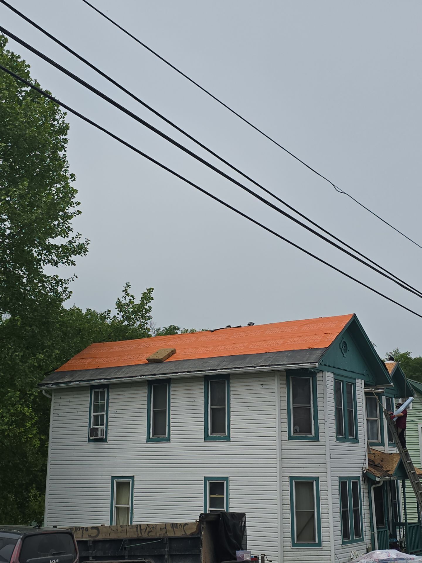 Residential Roofing Installation using GAF Timberline HDZ Williamsburg Slate by Rainstoppers Roofing