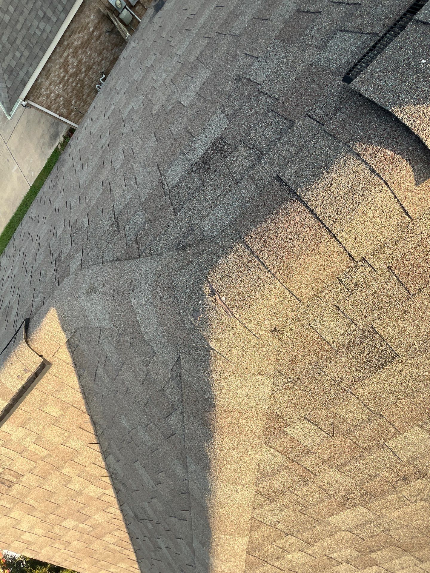 Hail Damage using Owen's Corning Duration (Lifetime) Shingles by Roof Repair Company