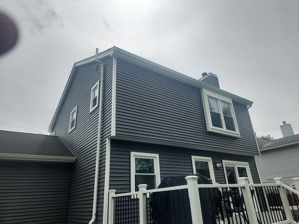 Siding Replacement using CertainTeed Restoration Classis D4 by 180 Contractors