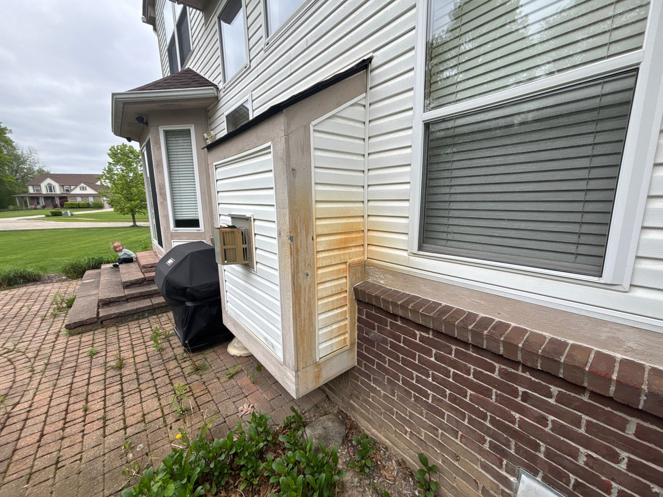 Siding Replacement using Alside D4 Odyssey-Plus Dutchlap Tuscan Clay by 180 Contractors