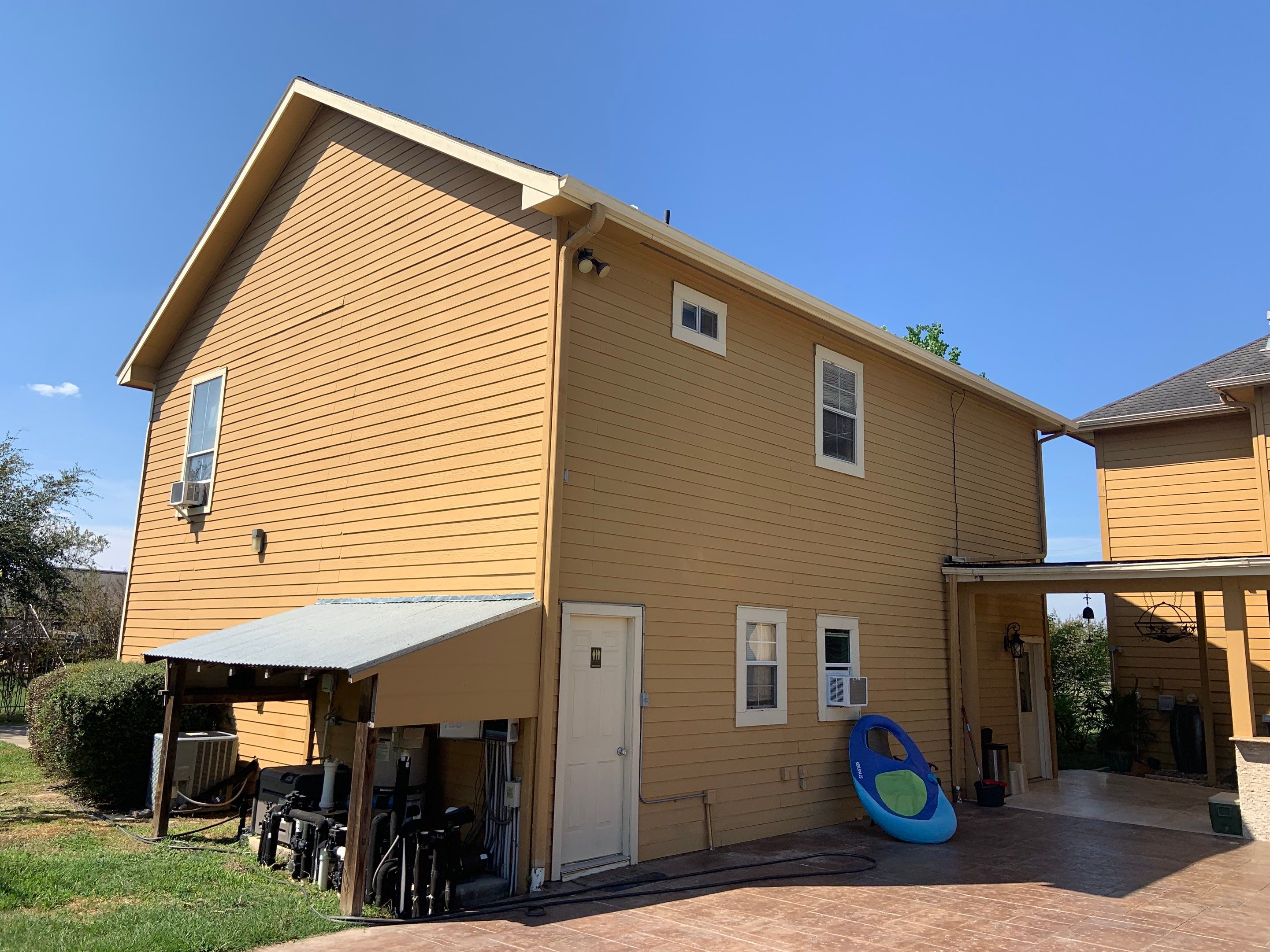 Residential Roofing Installation using Owen's Corning Duration (Lifetime) Shingles by Roof Repair Company