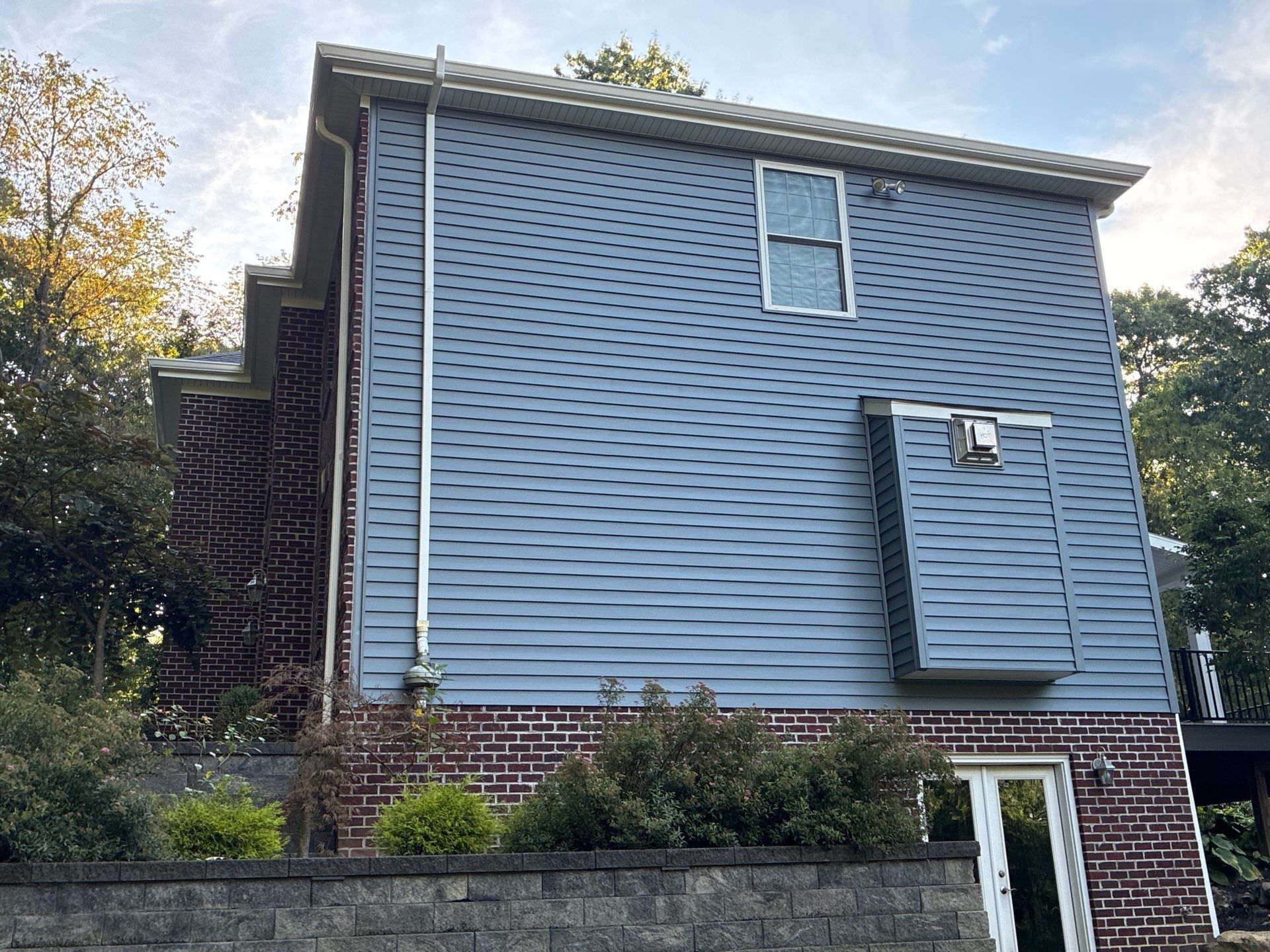 Full House Siding Renovation with English Wedgewood Vinyl in Gibsonia by Ideal Siding Pittsburgh