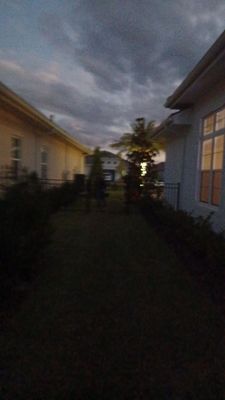 Aluminum Fence Installation using 3 Rail Aluminum Fence