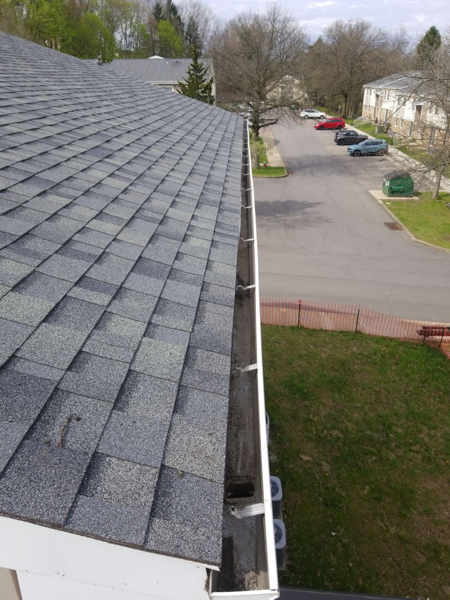 Commercial gutter cleaning Erie, PA after photo with clean gutters