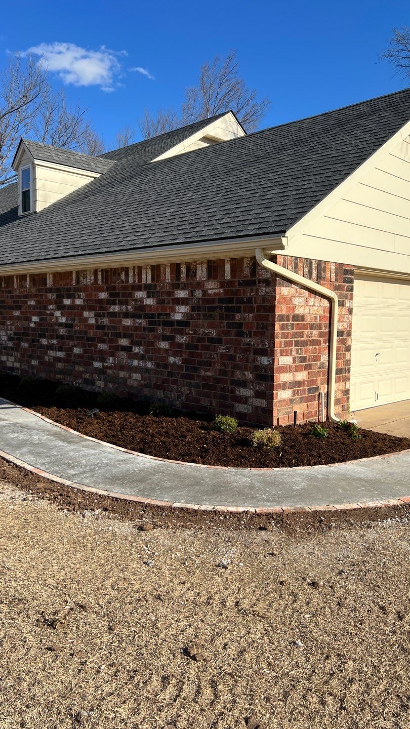 Concrete sidewalk using Concrete by Clays Services Inc